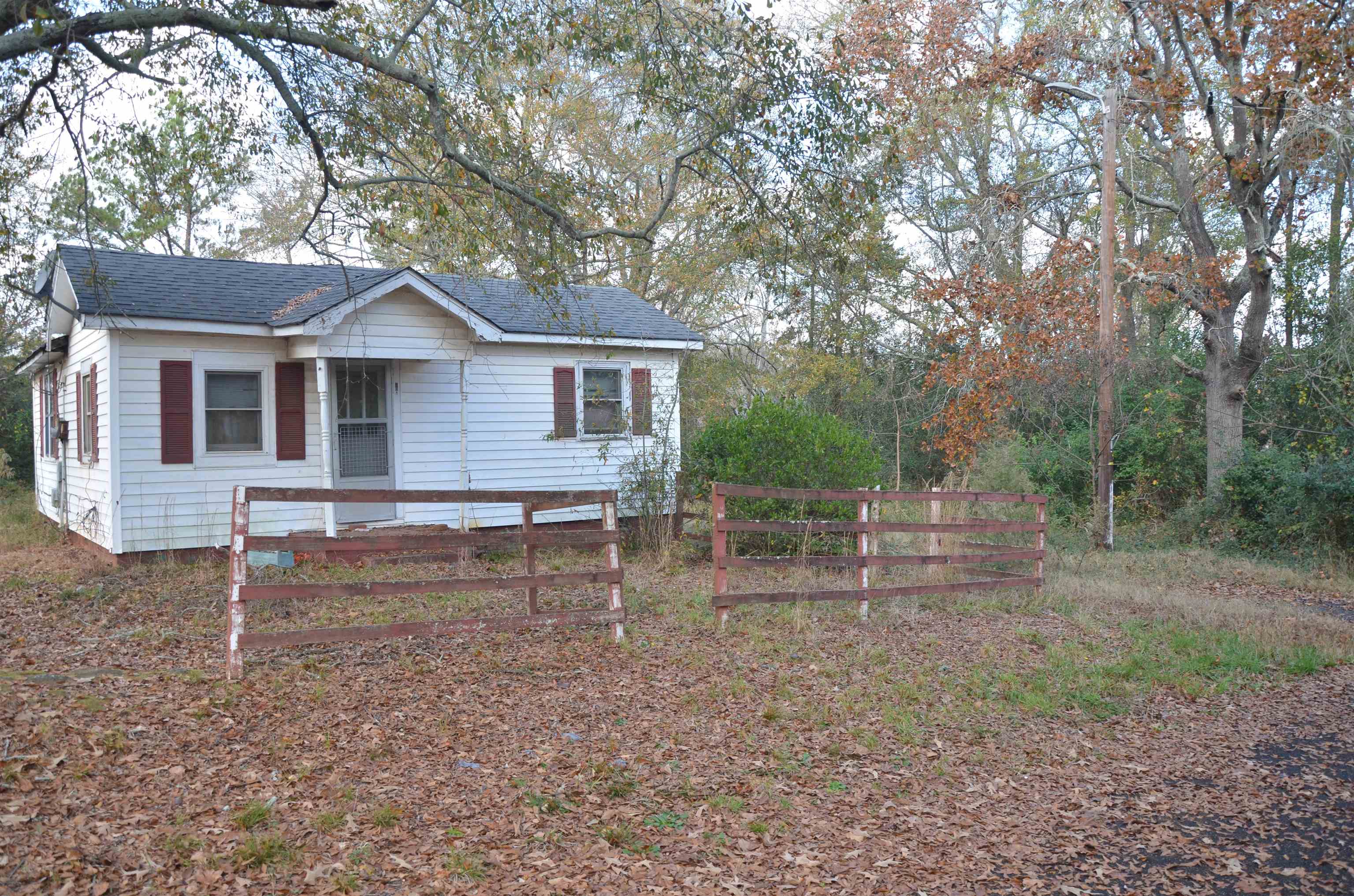 105 Mauldin Circle Property Photo 1