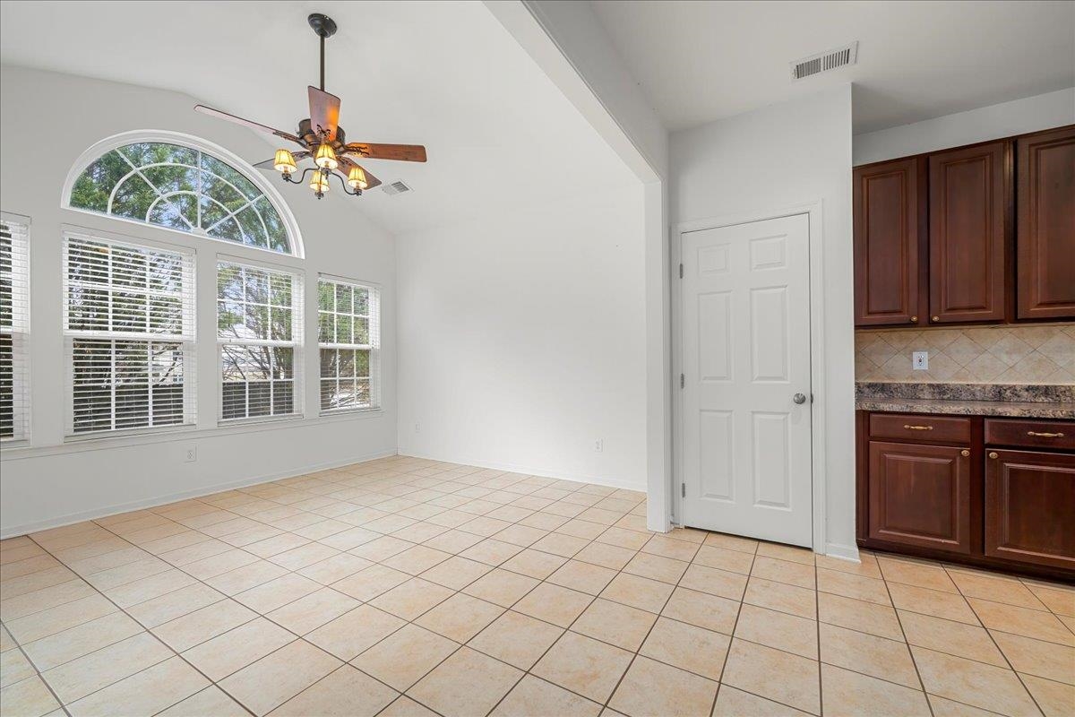 200 Stonebury Drive Property Photo 18