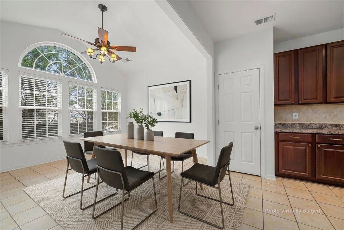 200 Stonebury Drive Property Photo 19