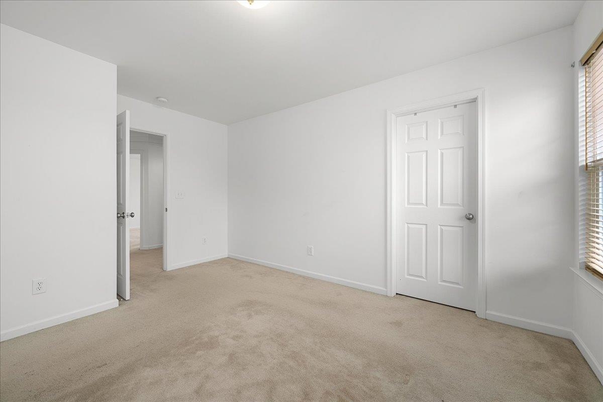 200 Stonebury Drive Property Photo 32