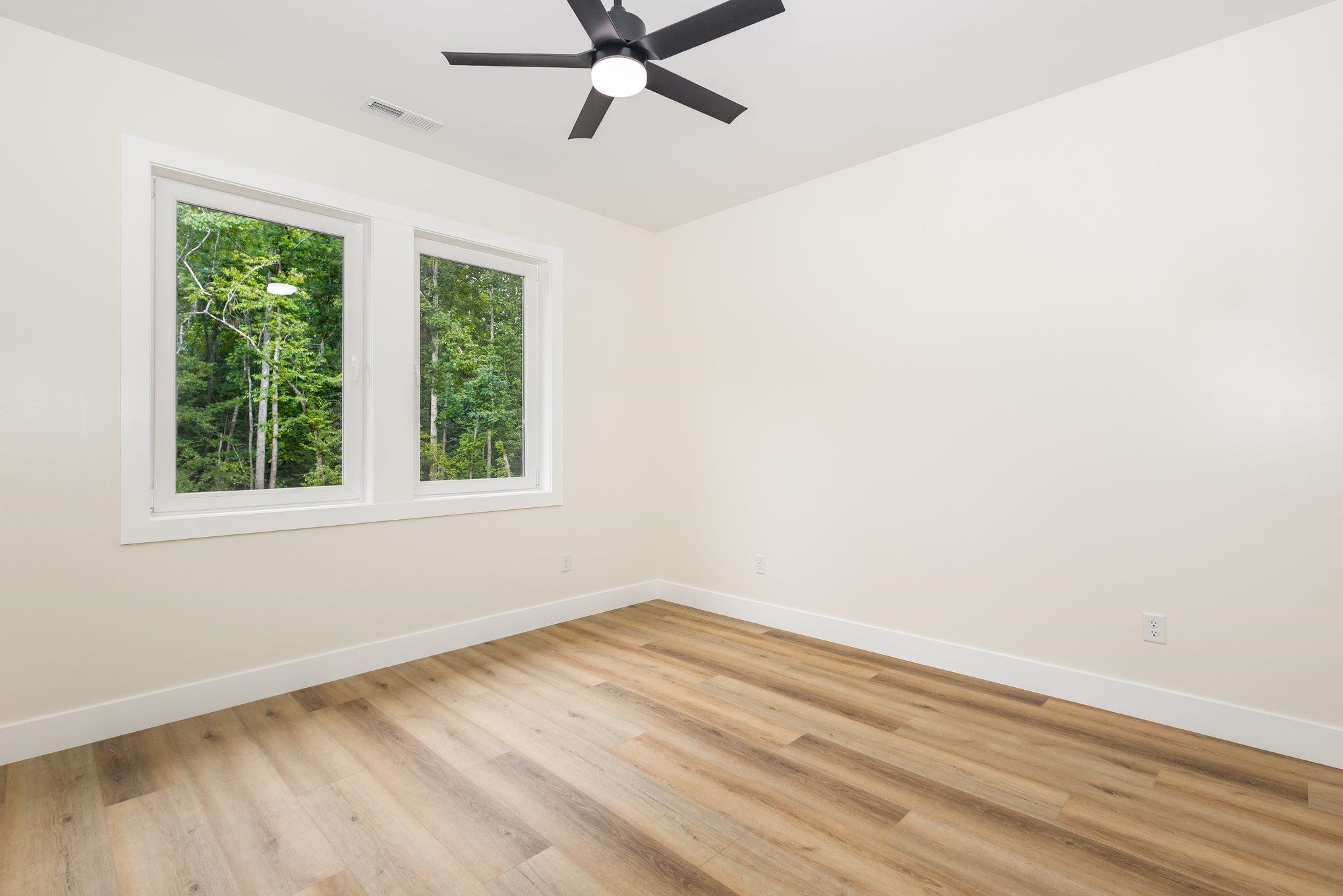 115 Crest Road Property Photo 33