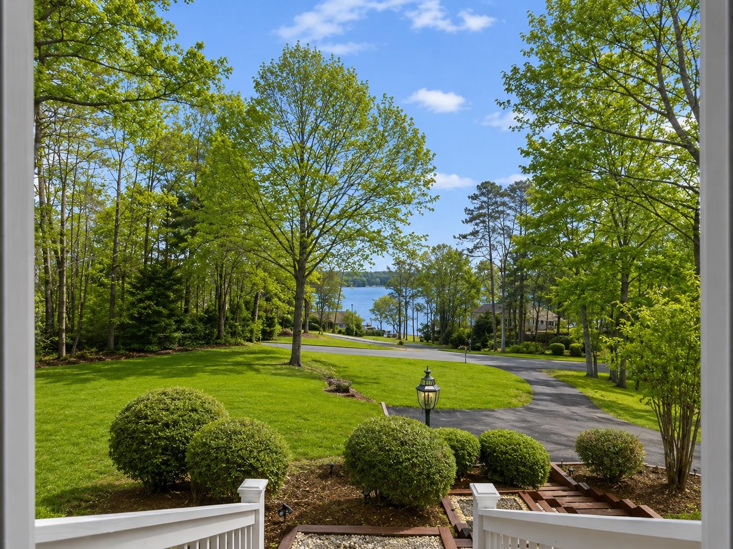 104 Emerald Pointe Drive Property Photo 8