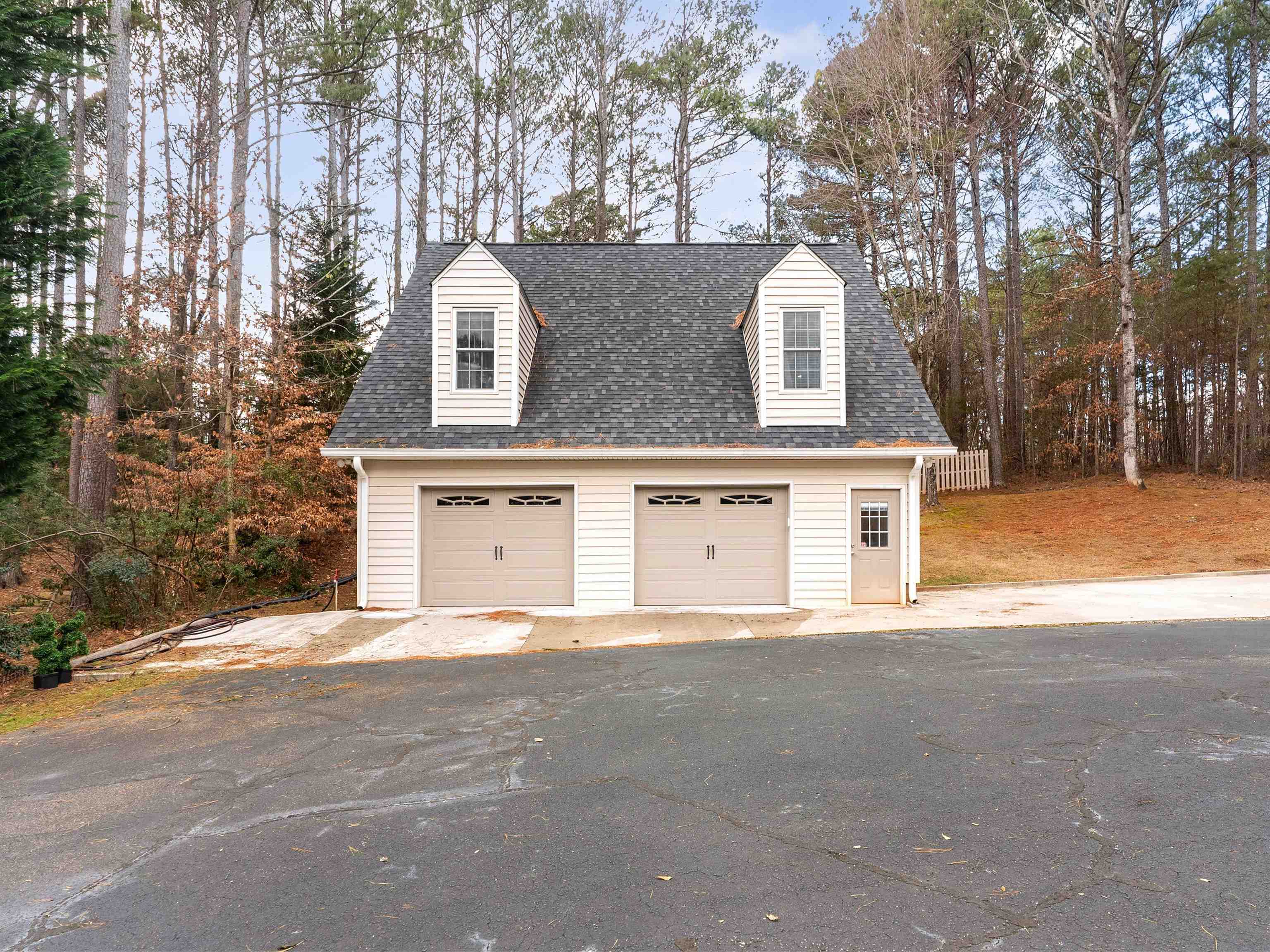 104 Emerald Pointe Drive Property Photo 42