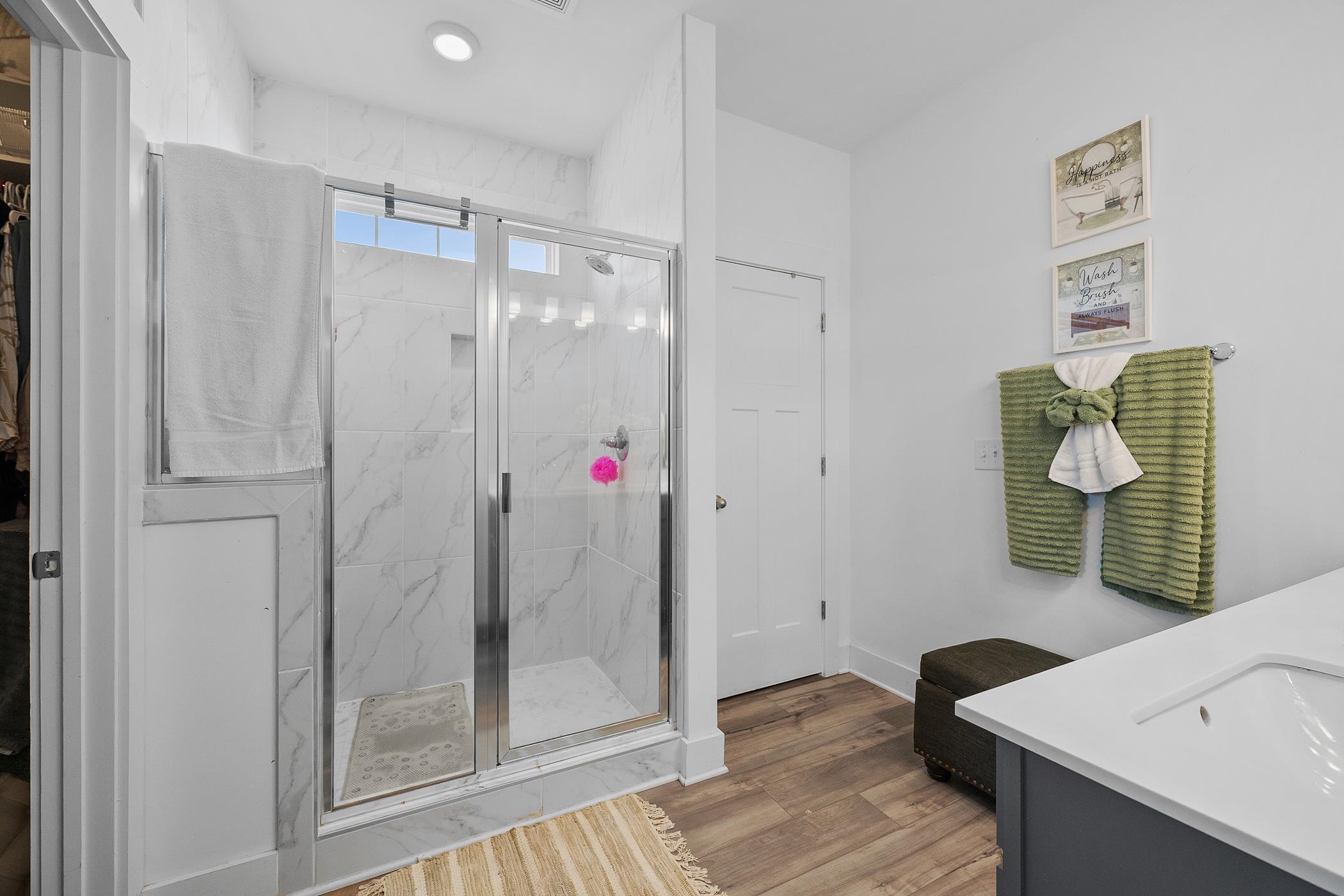569 Fenwick Drive Property Photo 17