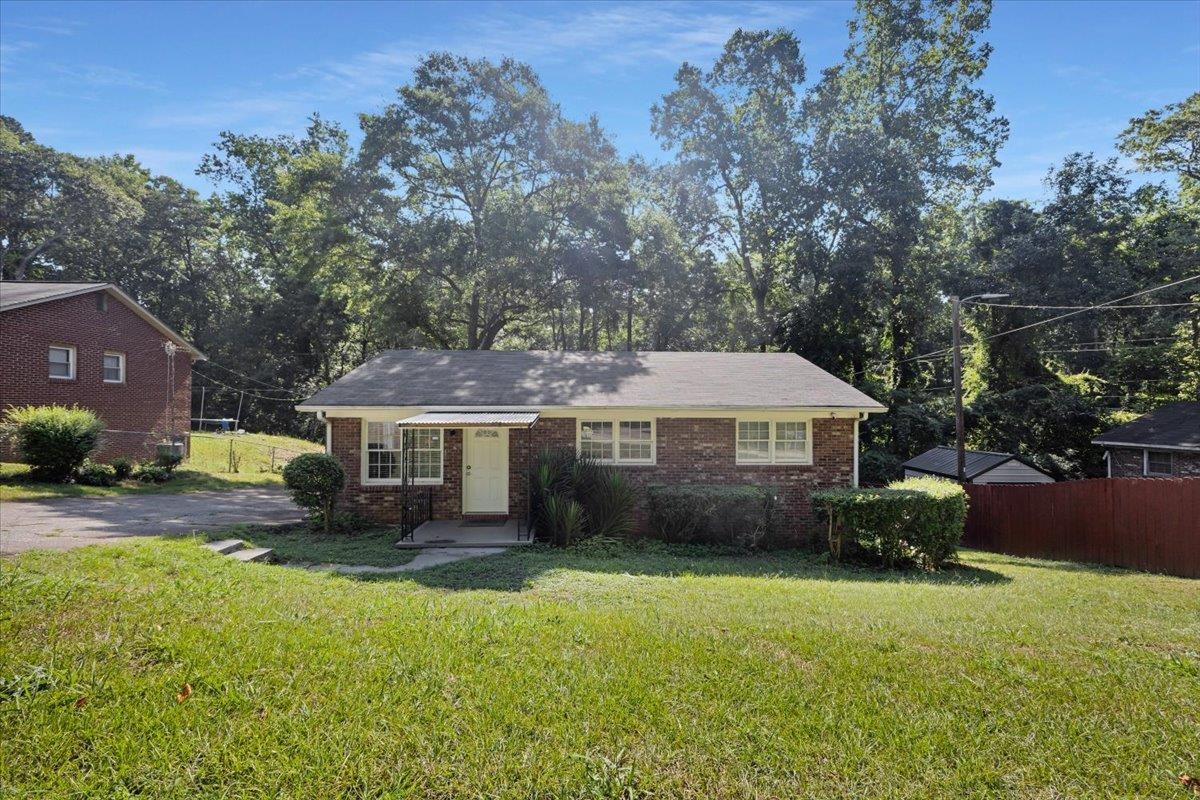 201 Michael St Property Photo 2