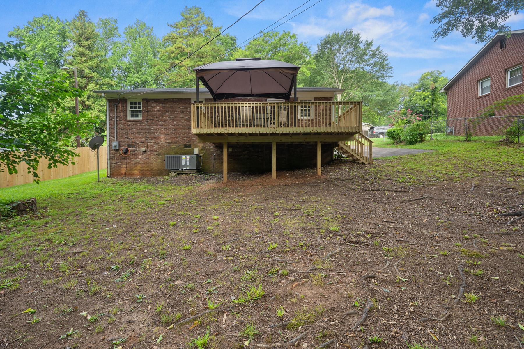 201 Michael St Property Photo 43
