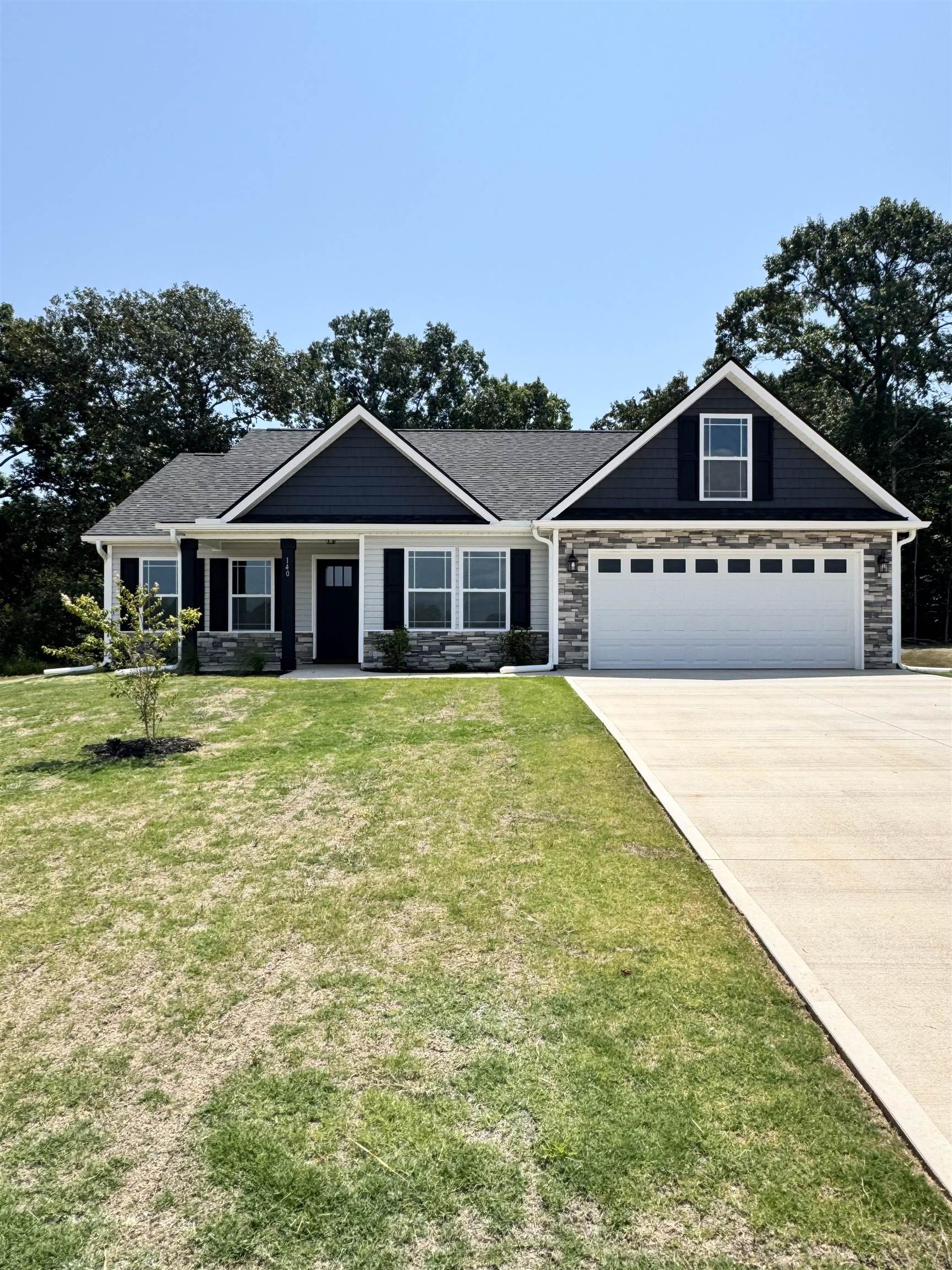 140 E Twisted Tree Drive