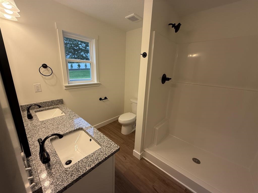 514 Davis Lane Property Photo 8