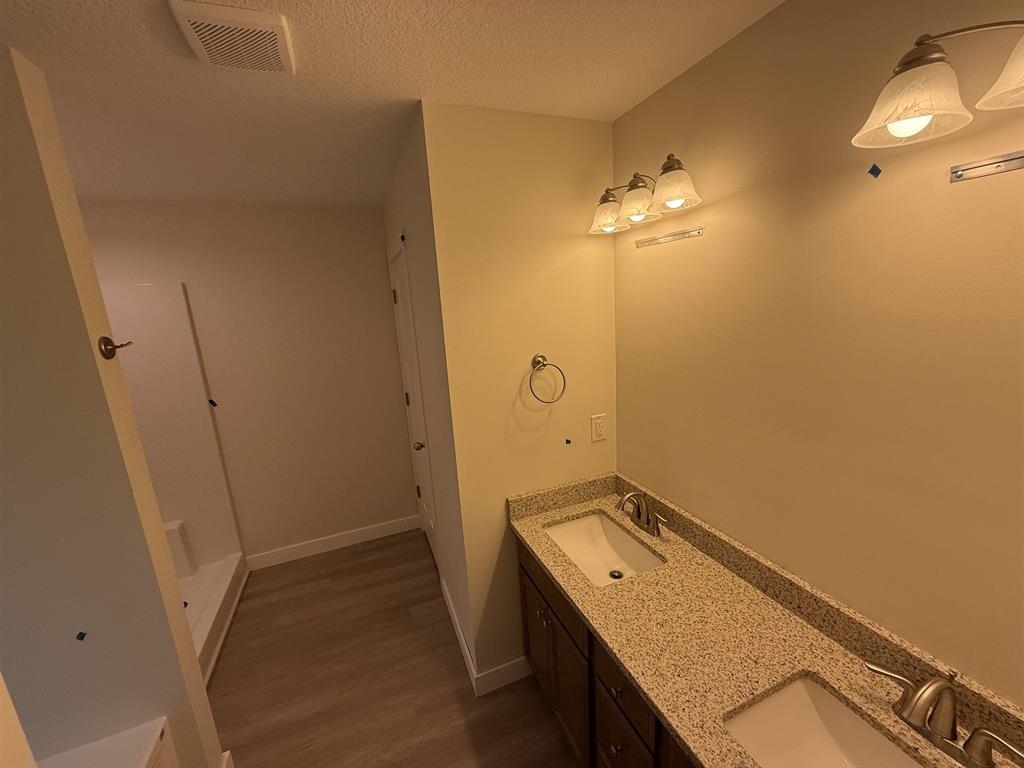 520 Davis Lane Property Photo 4