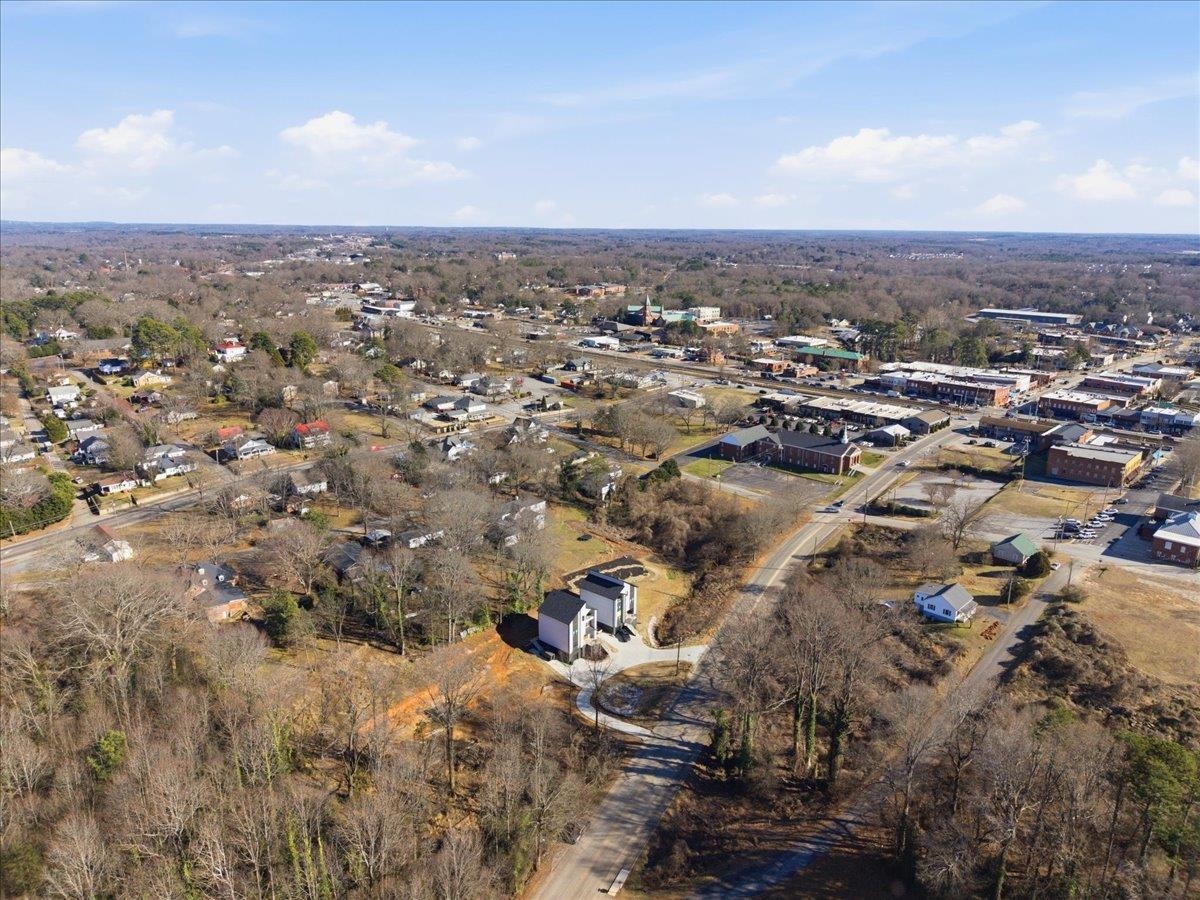 333721 Property Photo 5