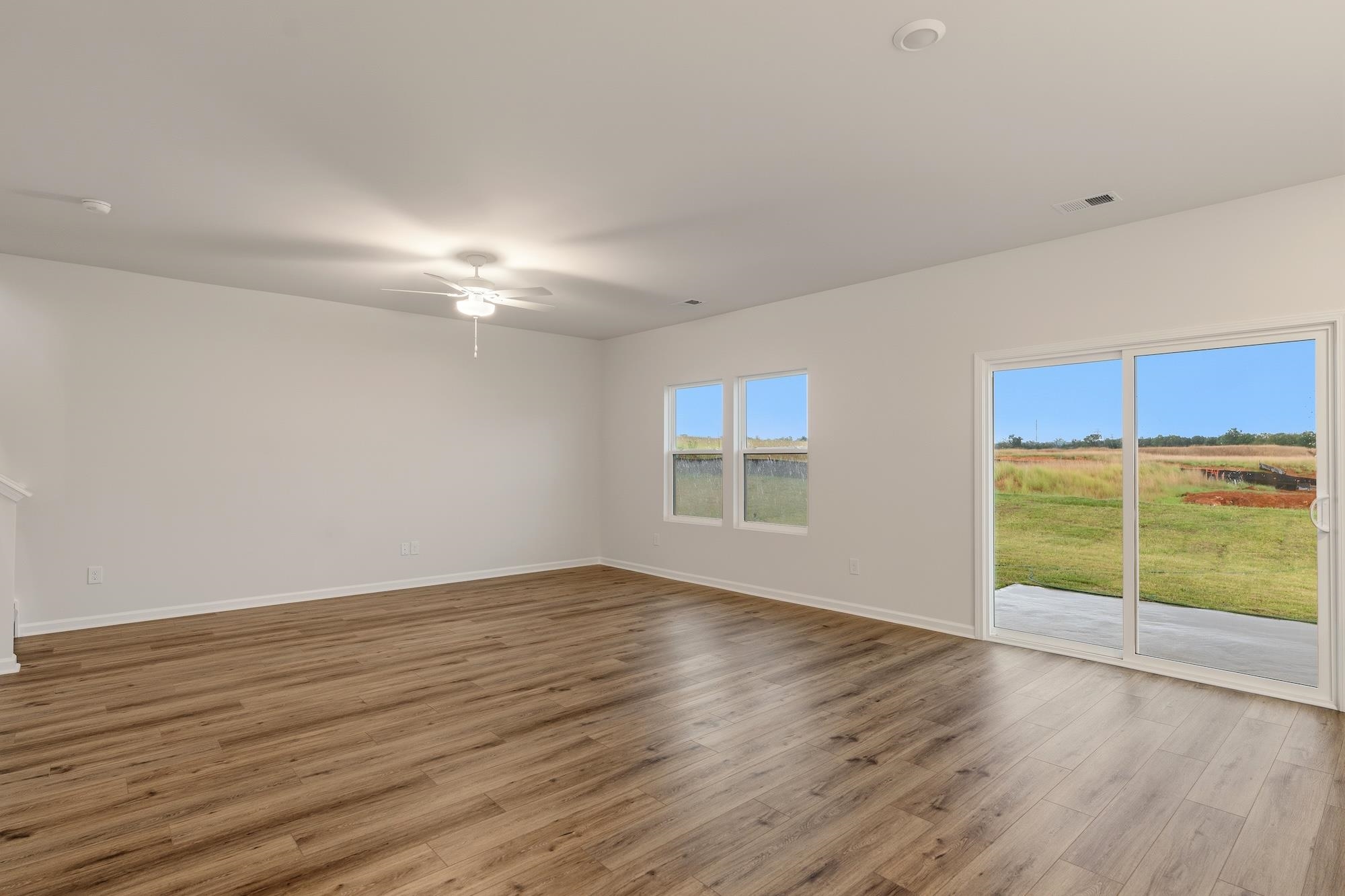 2300 Mill Loop Property Photo 9