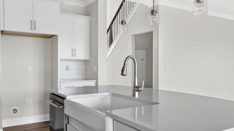 521 Inchmore Drive Property Photo 12