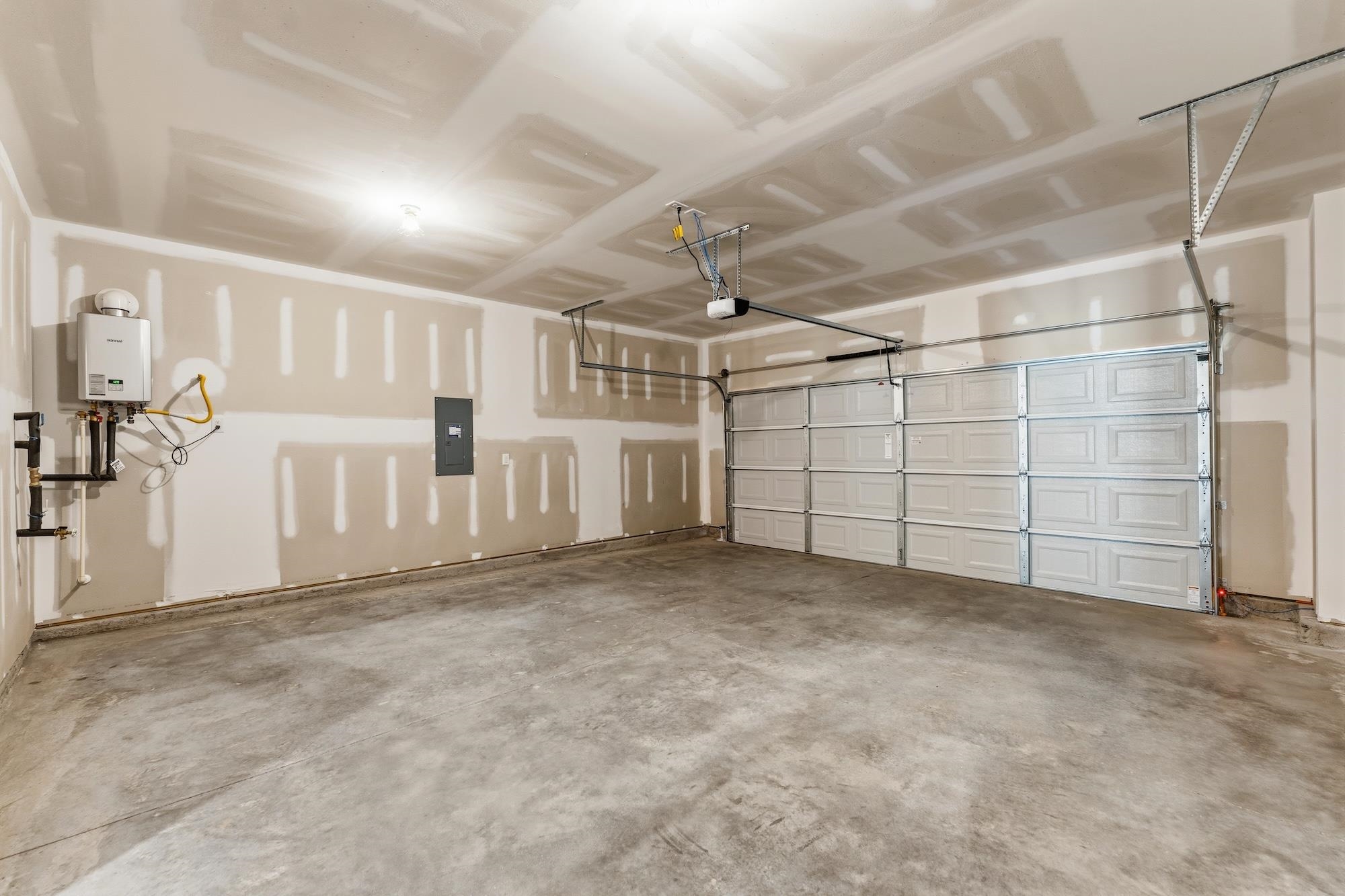 5017 Burke Meadows Run Property Photo 30