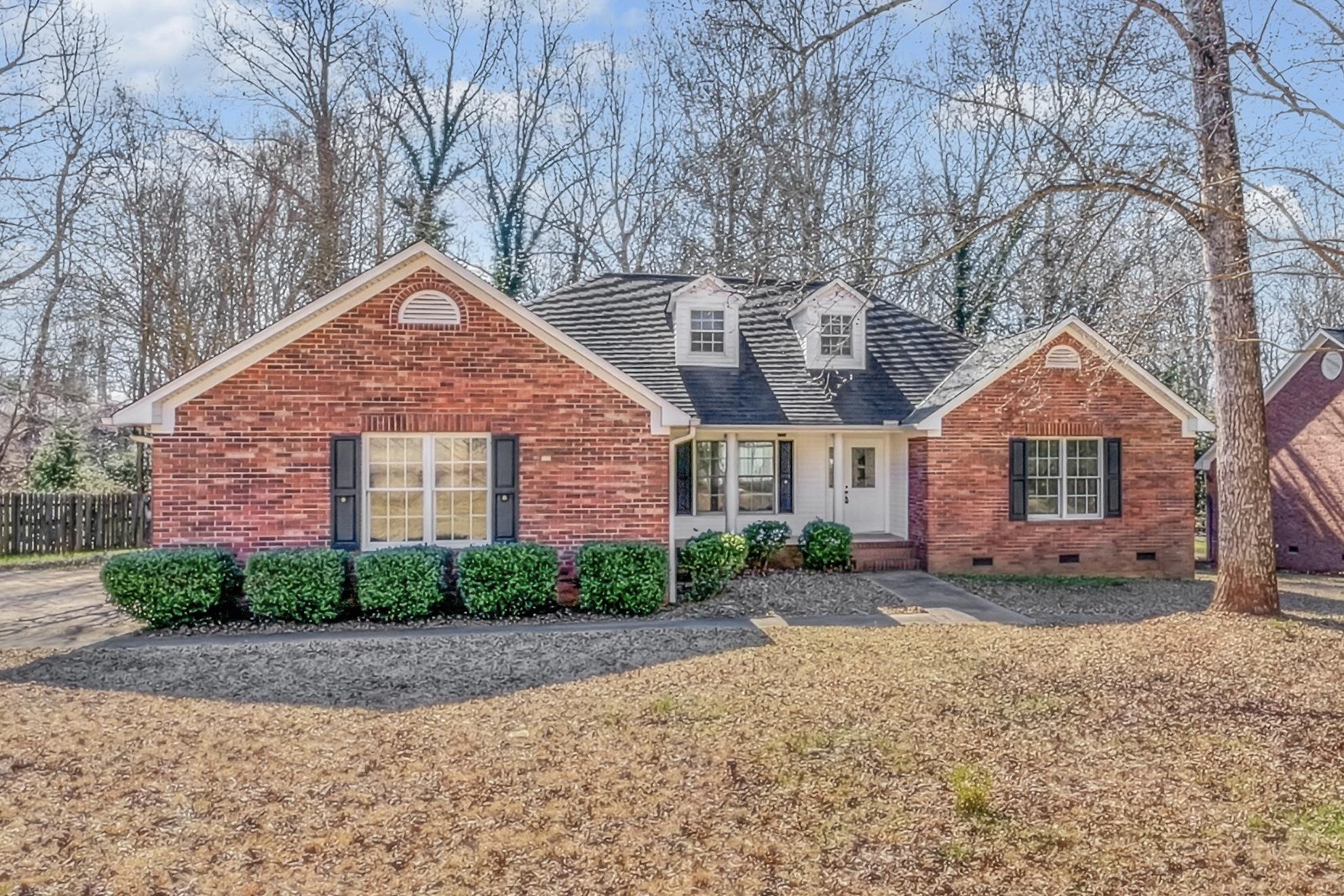 912 Still Spring Run Property Photo 1