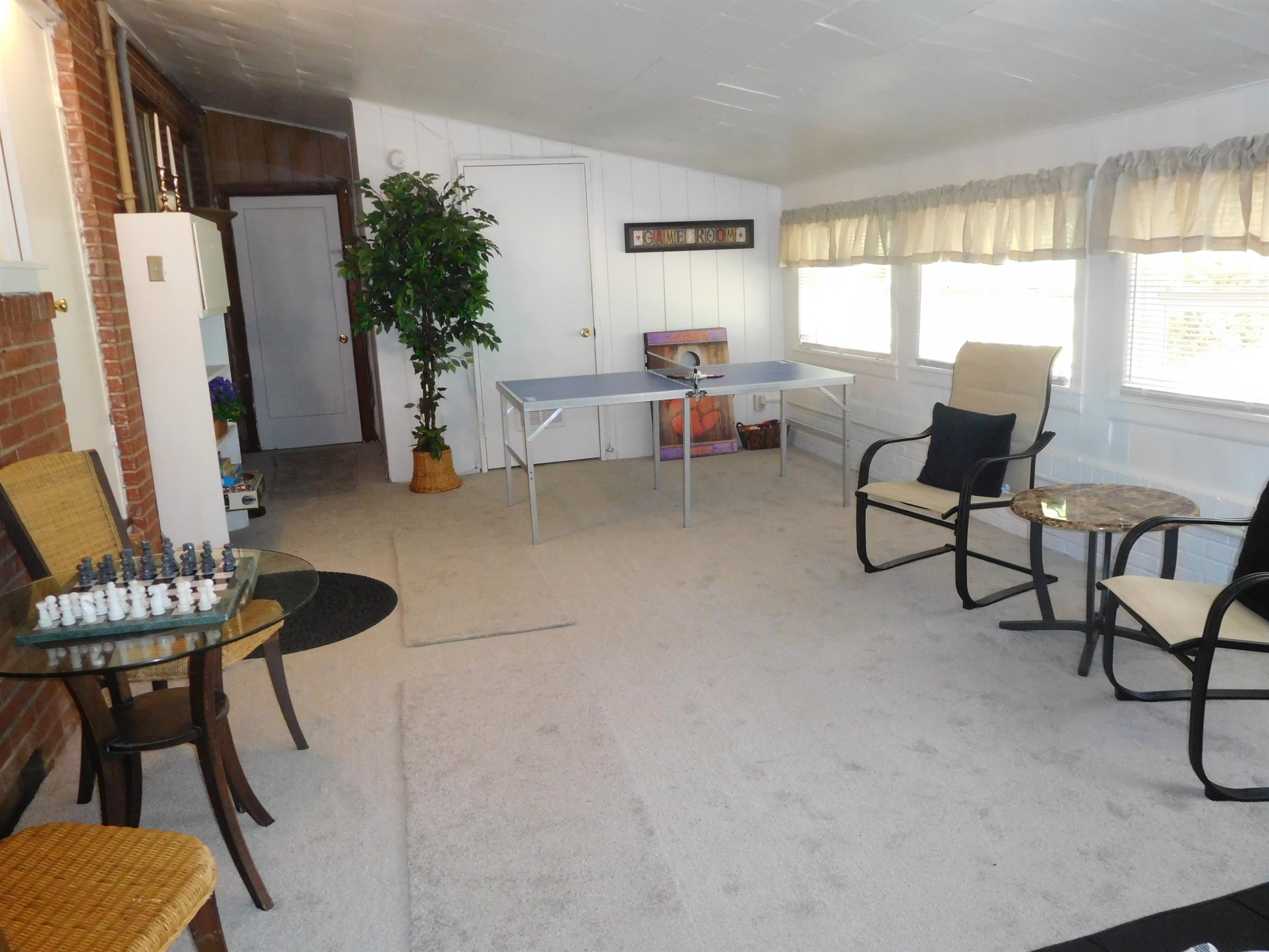 204 Lakeview Drive Drive Property Photo 9