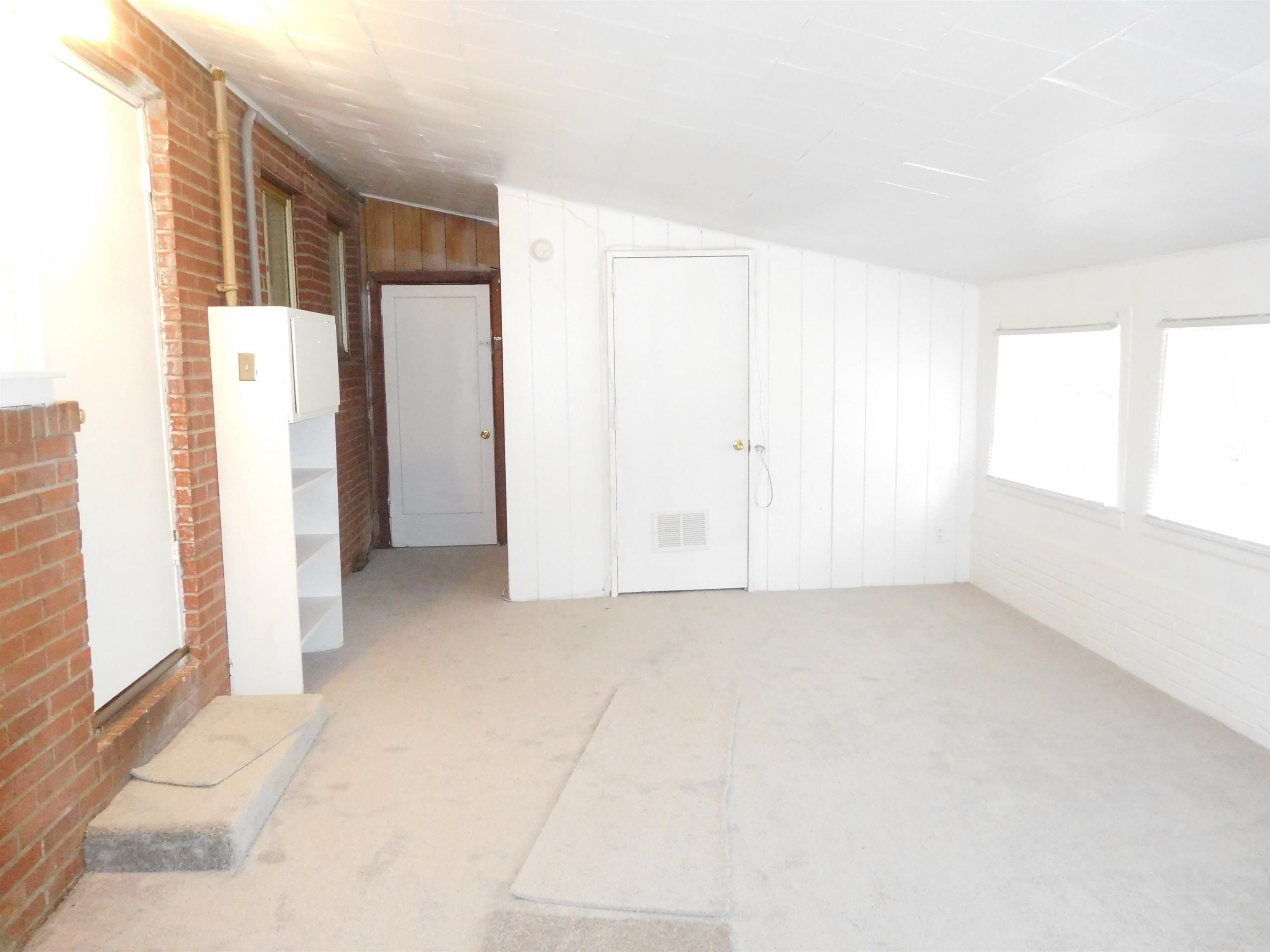204 Lakeview Drive Drive Property Photo 14