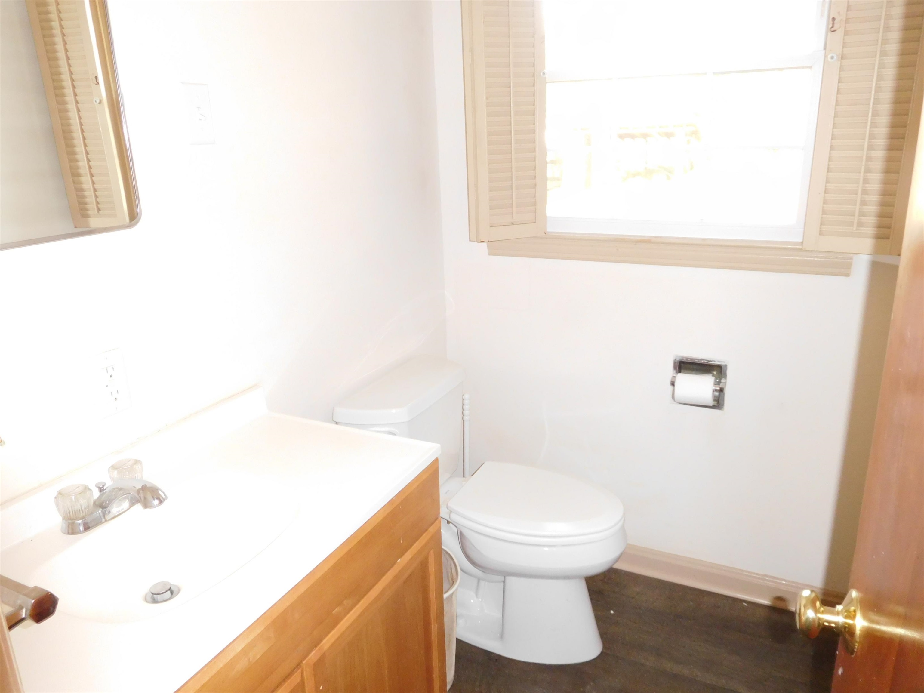 103 Lansdell Drive Drive Property Photo 7
