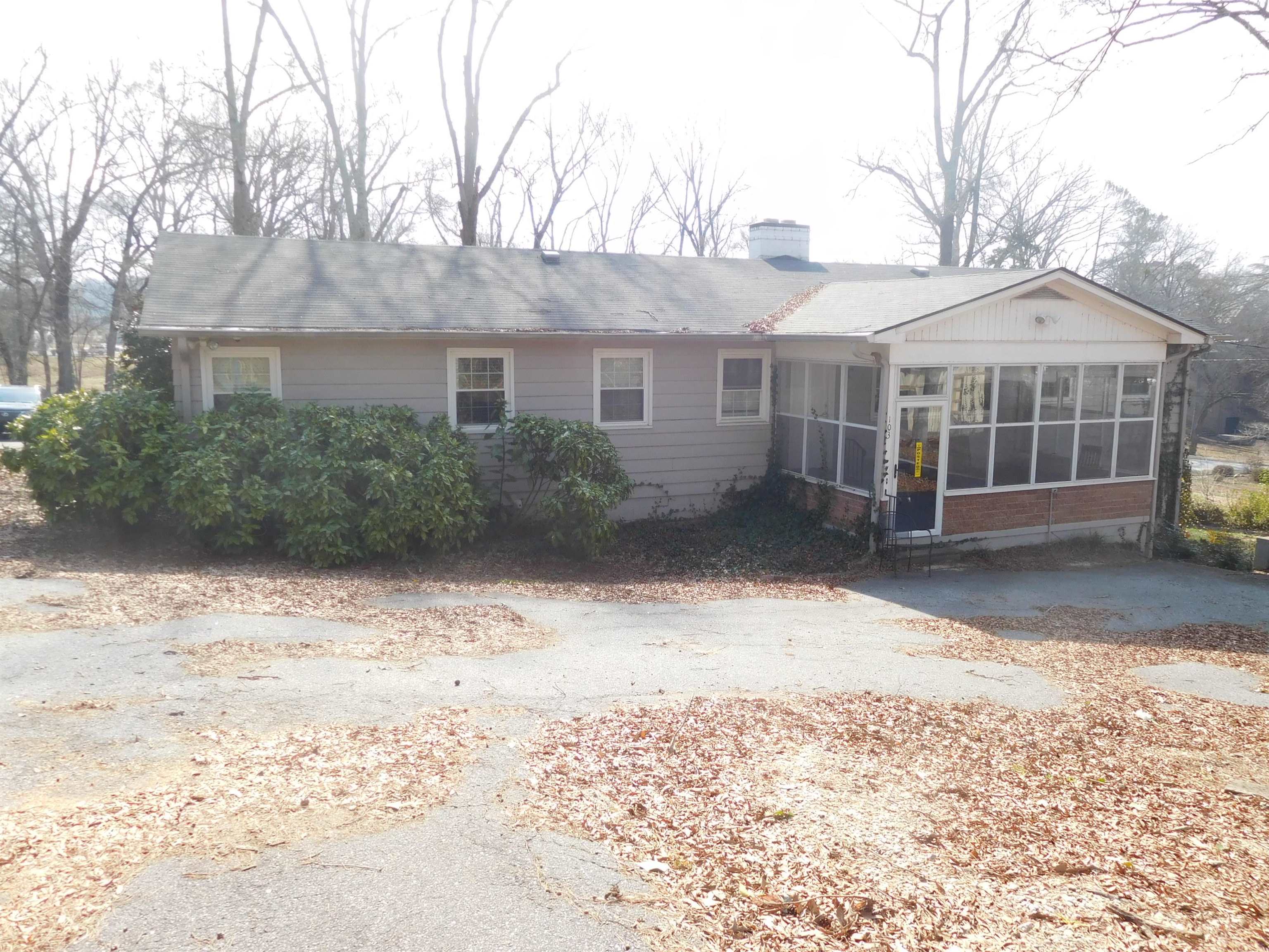 103 Lansdell Drive Drive Property Photo 17