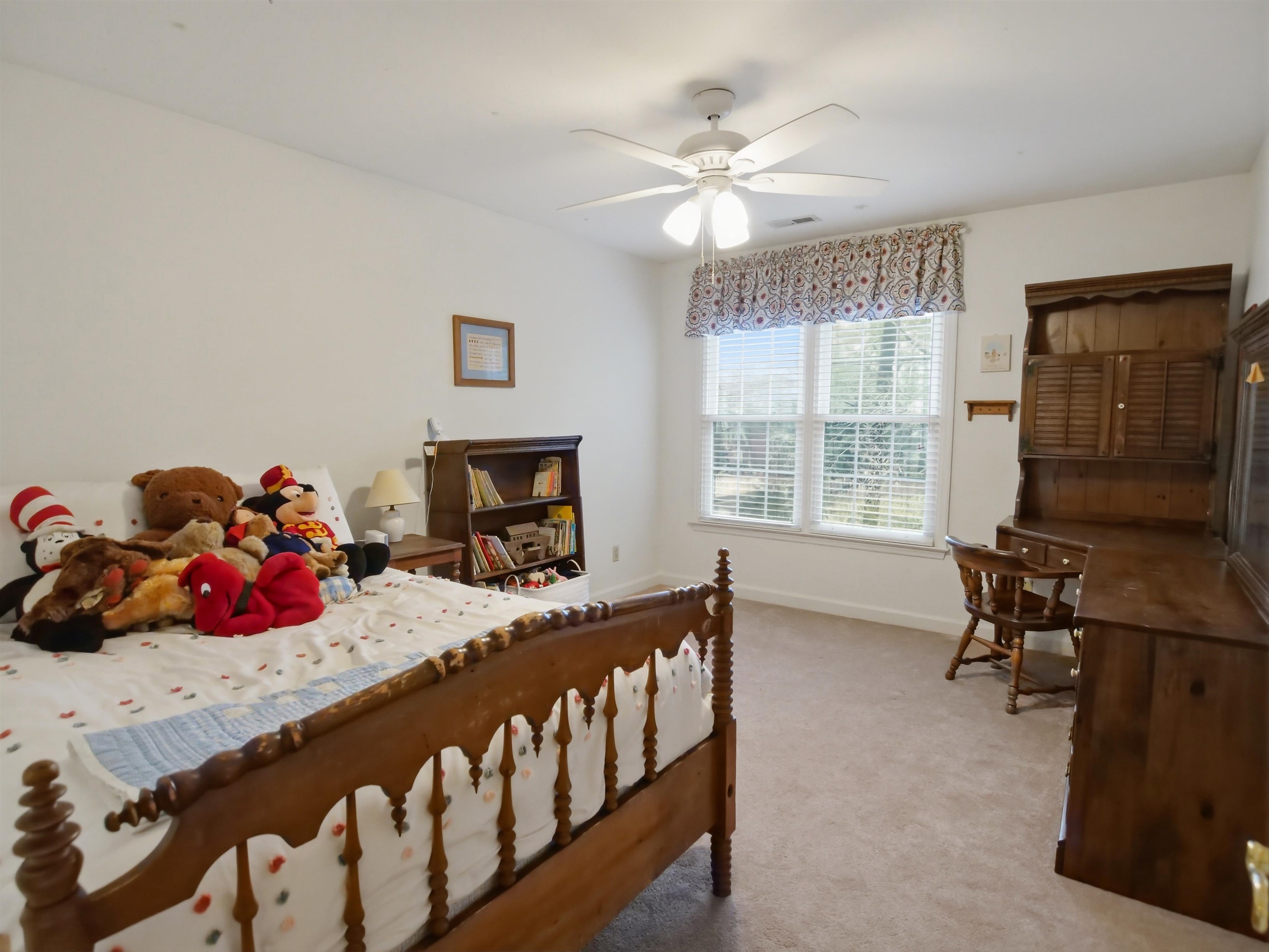 308 Matchlock Commons Property Photo 31