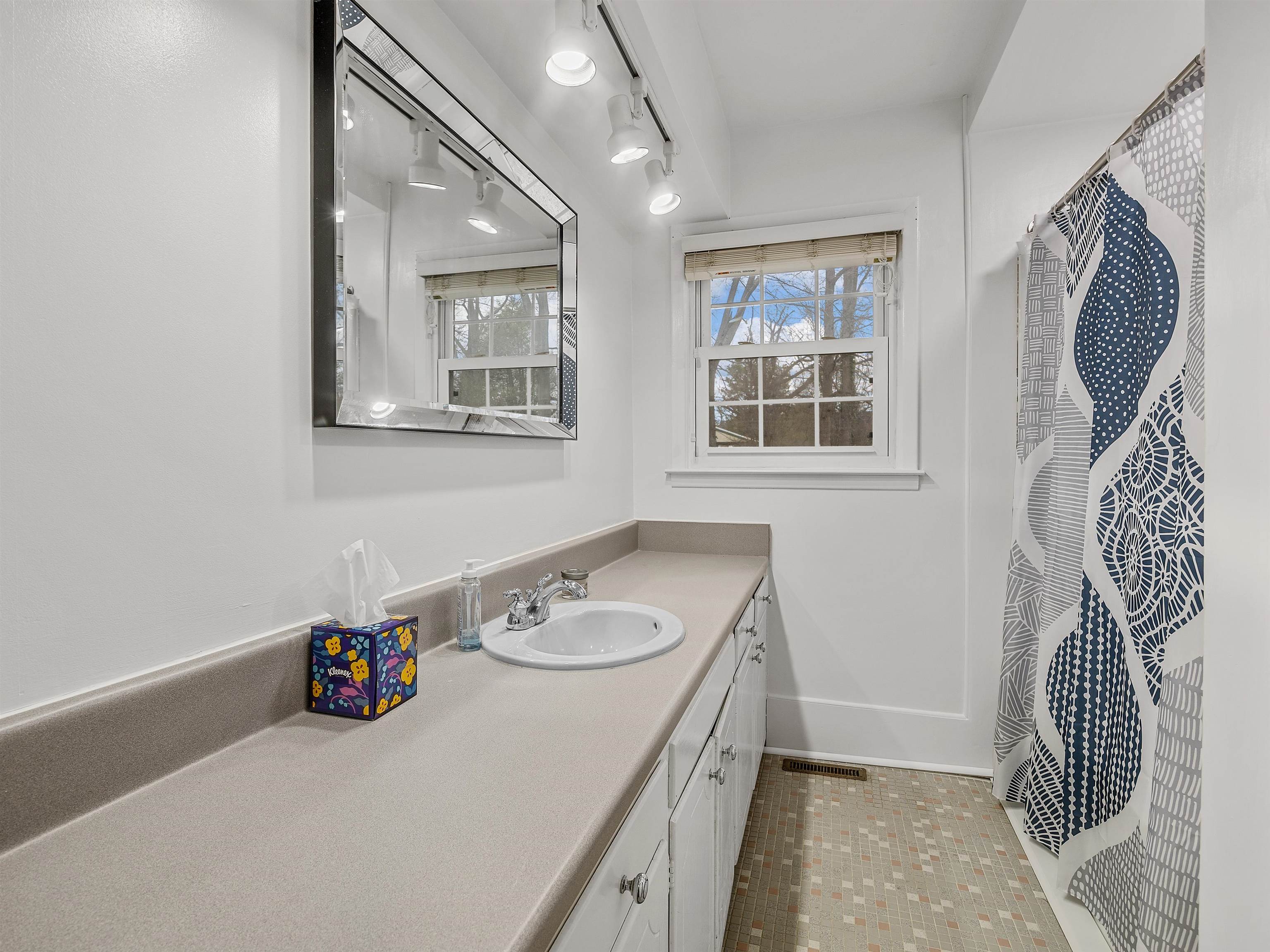 110 Ridgeway Road Property Photo 28