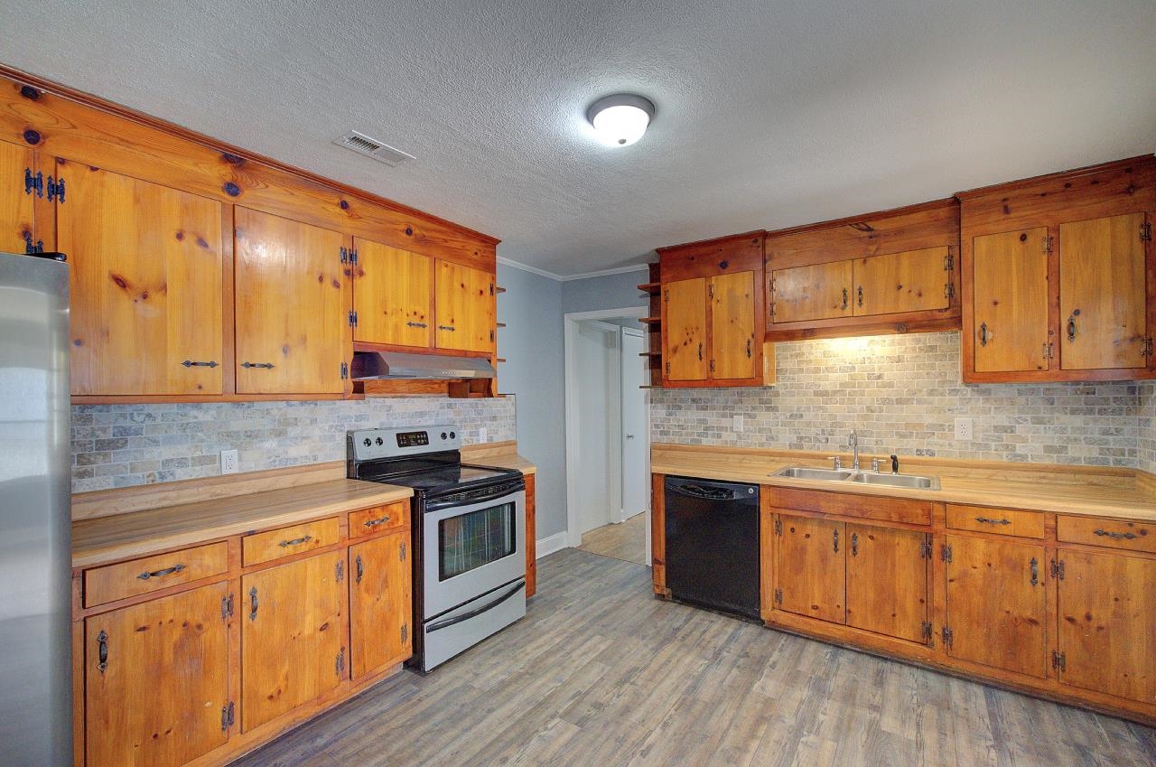315 Ivydale Property Photo 12