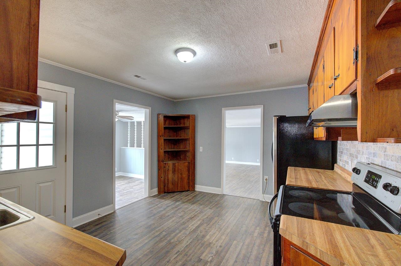 315 Ivydale Property Photo 15