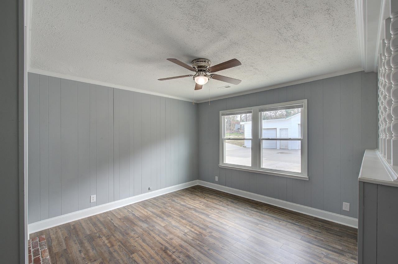 315 Ivydale Property Photo 28