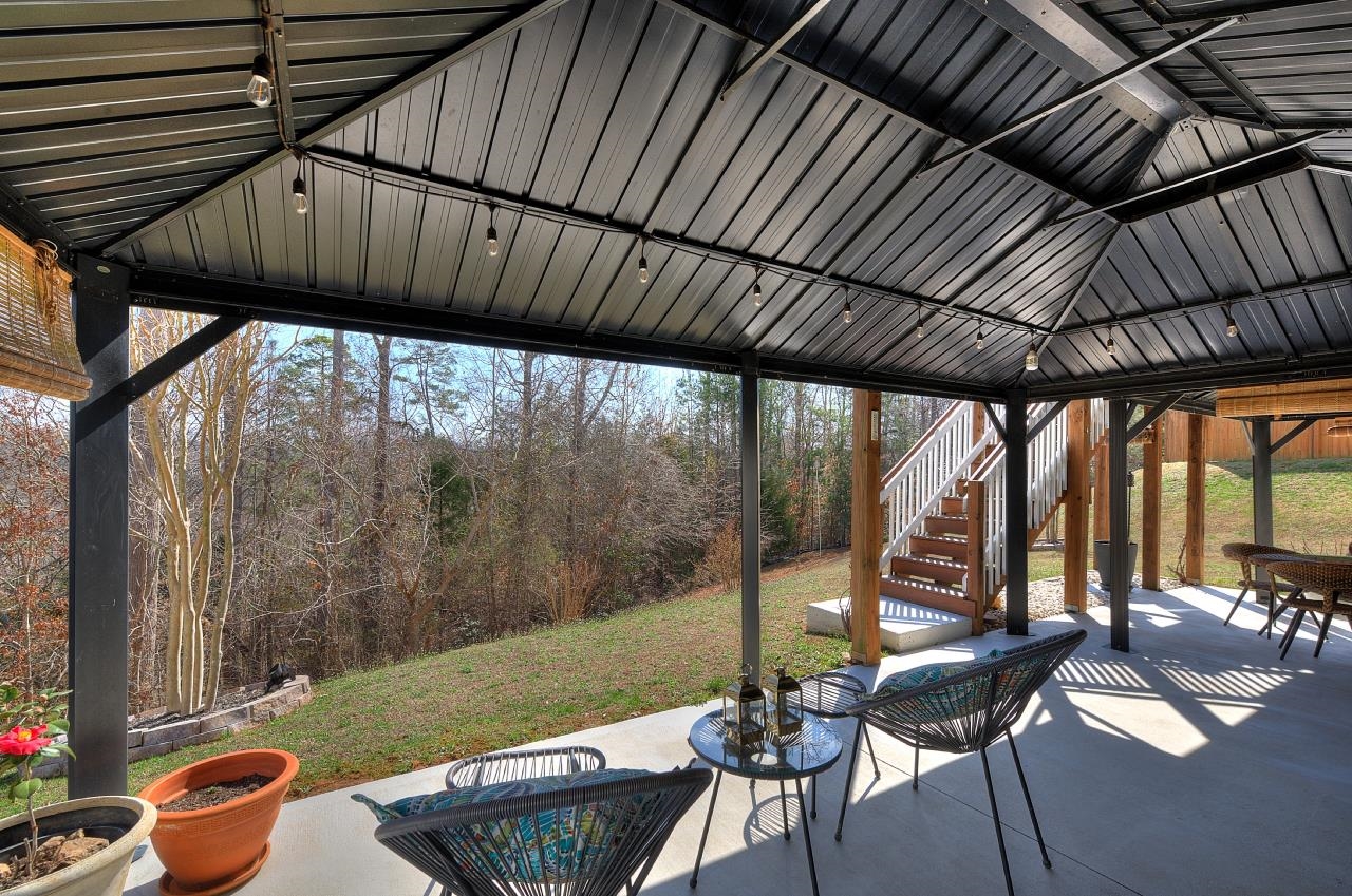 412 Jones Peak Drive Property Photo 43
