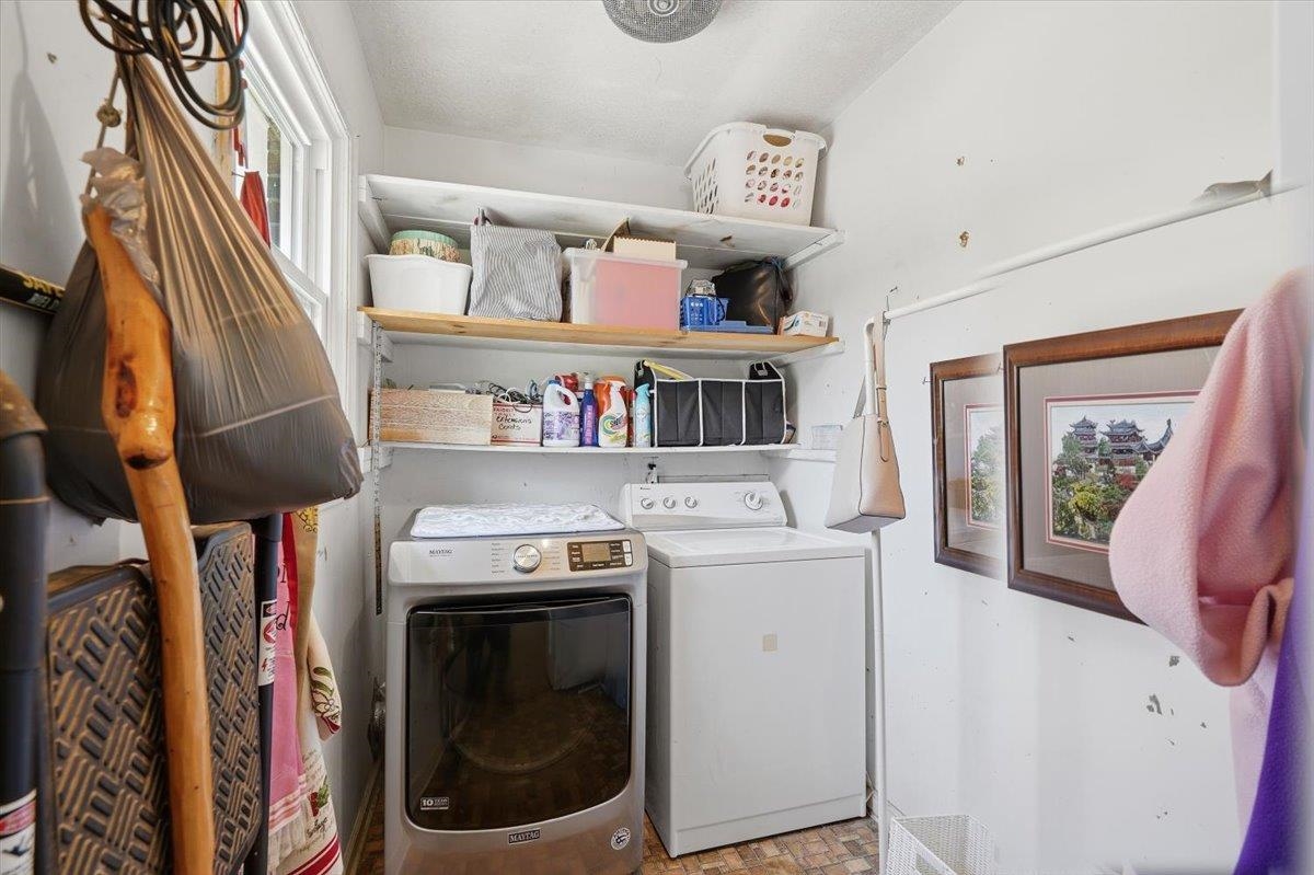 102 Pine Needle Trail Property Photo 8