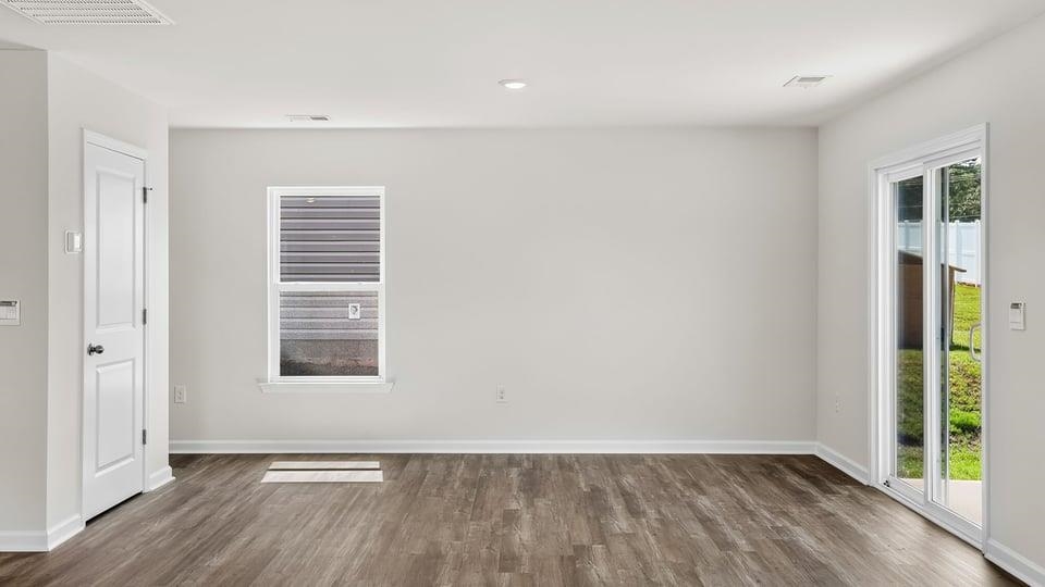 619 Starbeam Court Property Photo 14