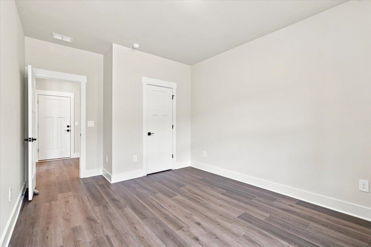 347 Allingham Road Property Photo 14