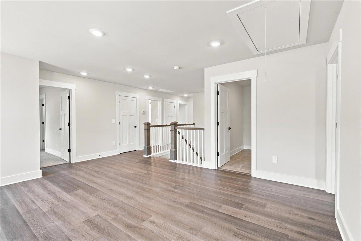 347 Allingham Road Property Photo 16