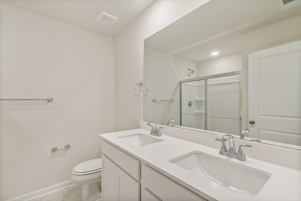 2040 Hillman Way Property Photo 26