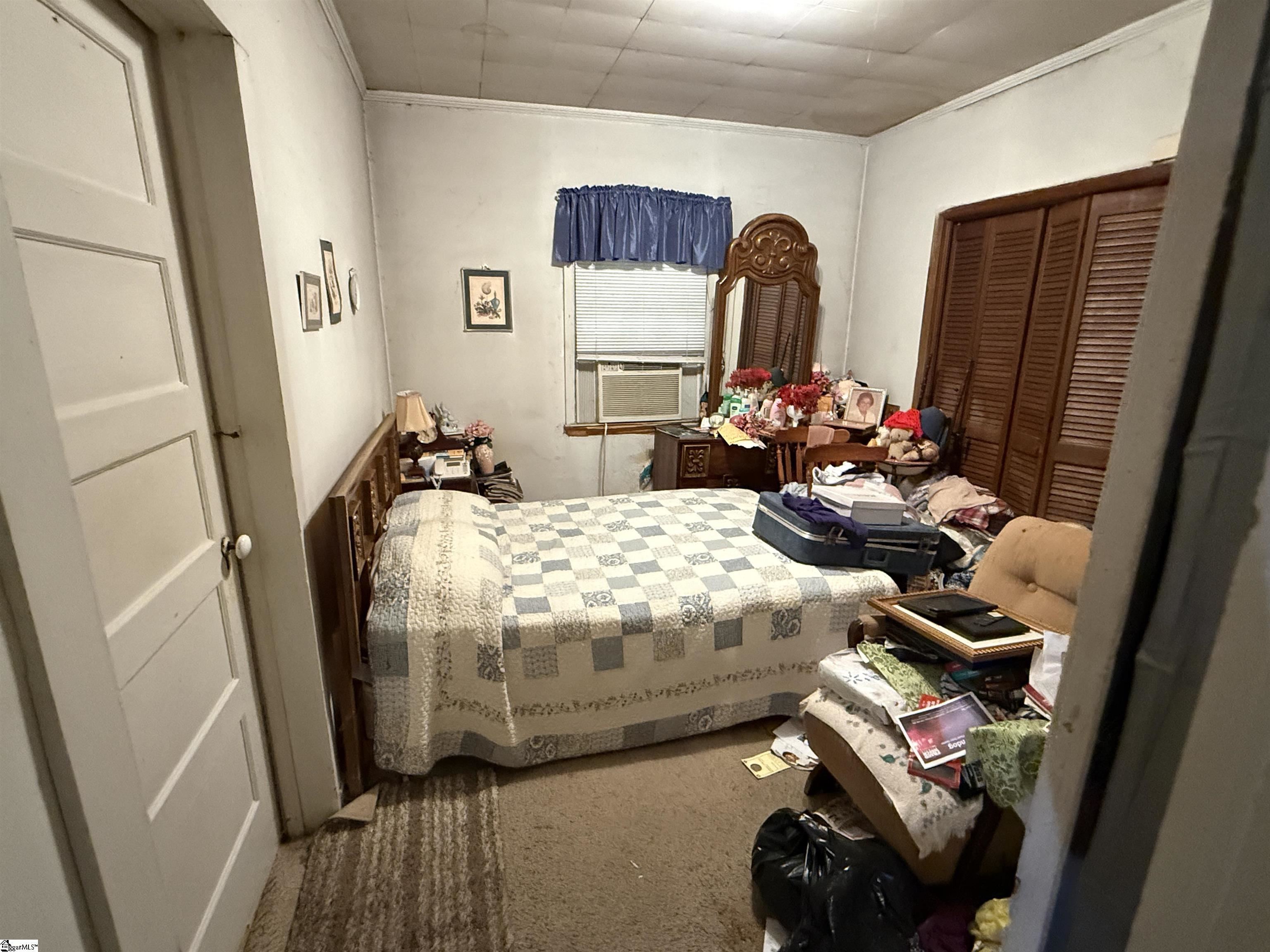 200 King Street Property Photo 8
