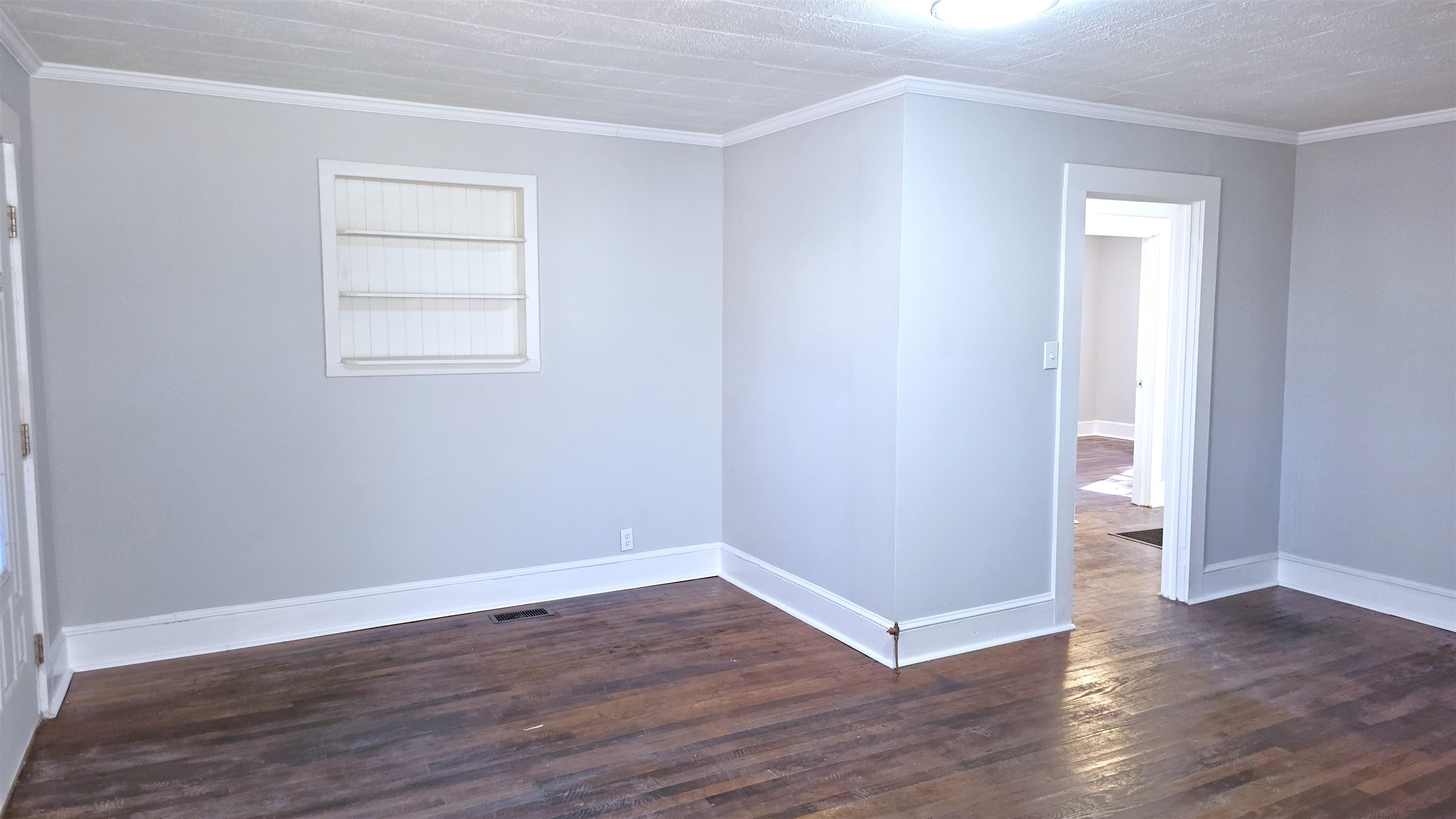 210 James Street Property Photo 4