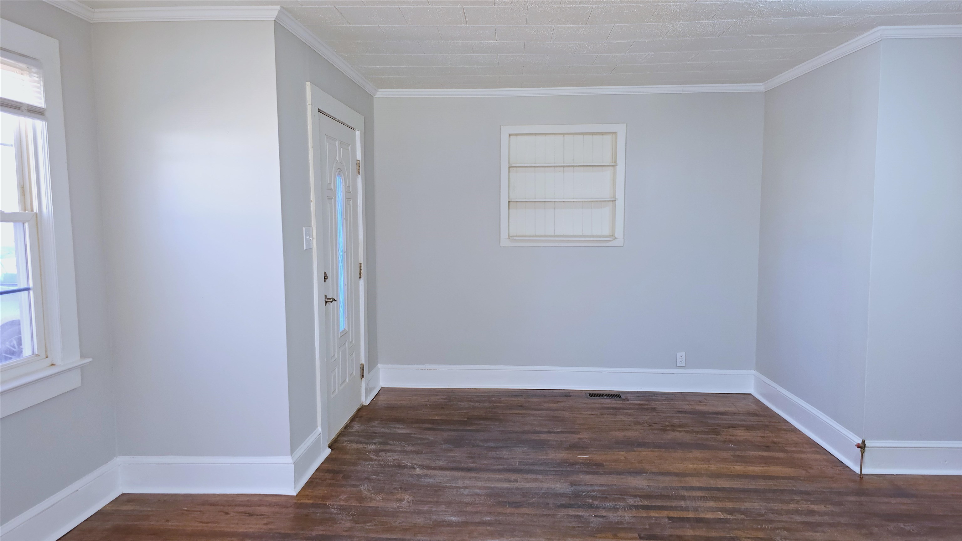 210 James Street Property Photo 5