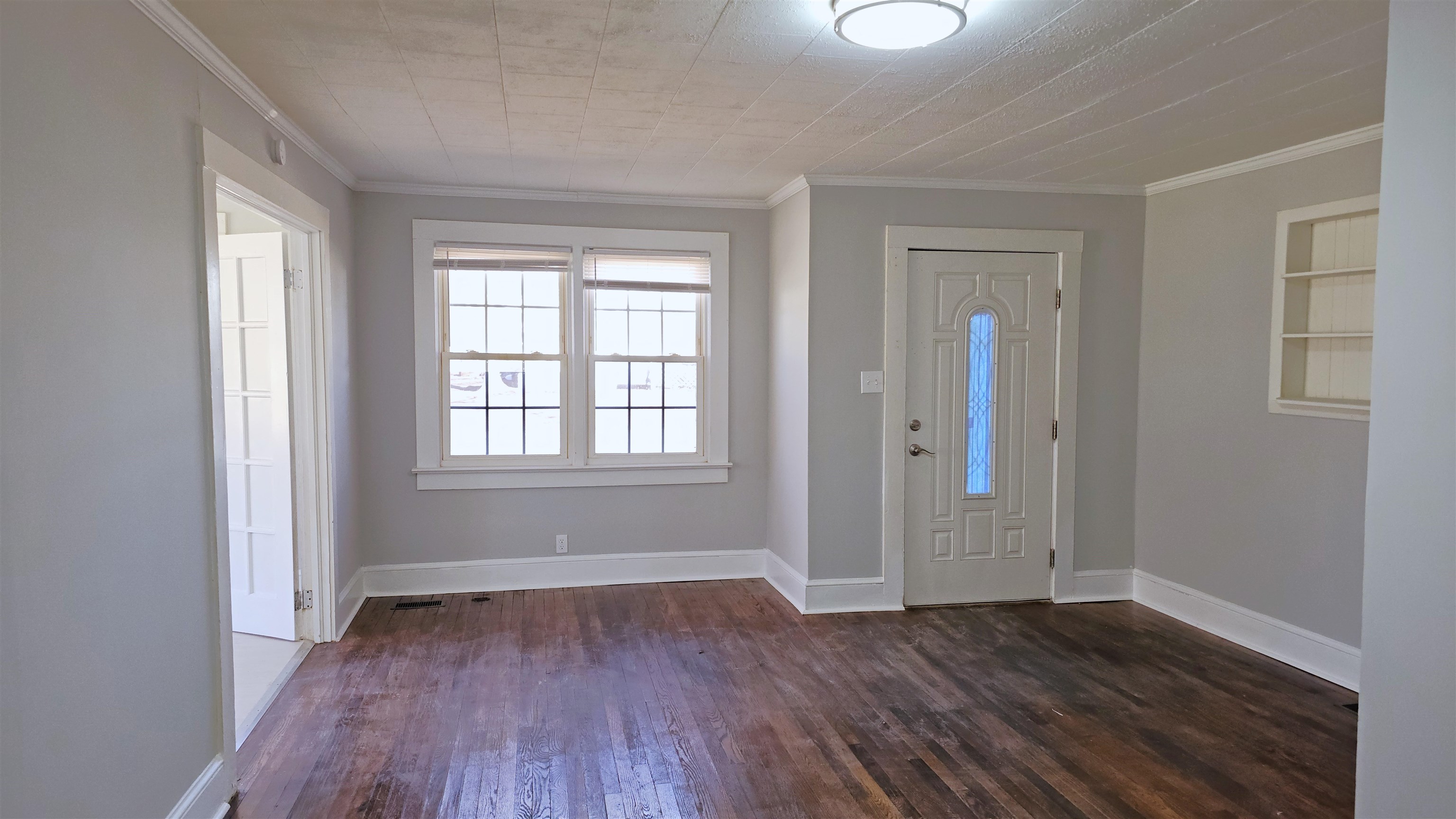 210 James Street Property Photo 6