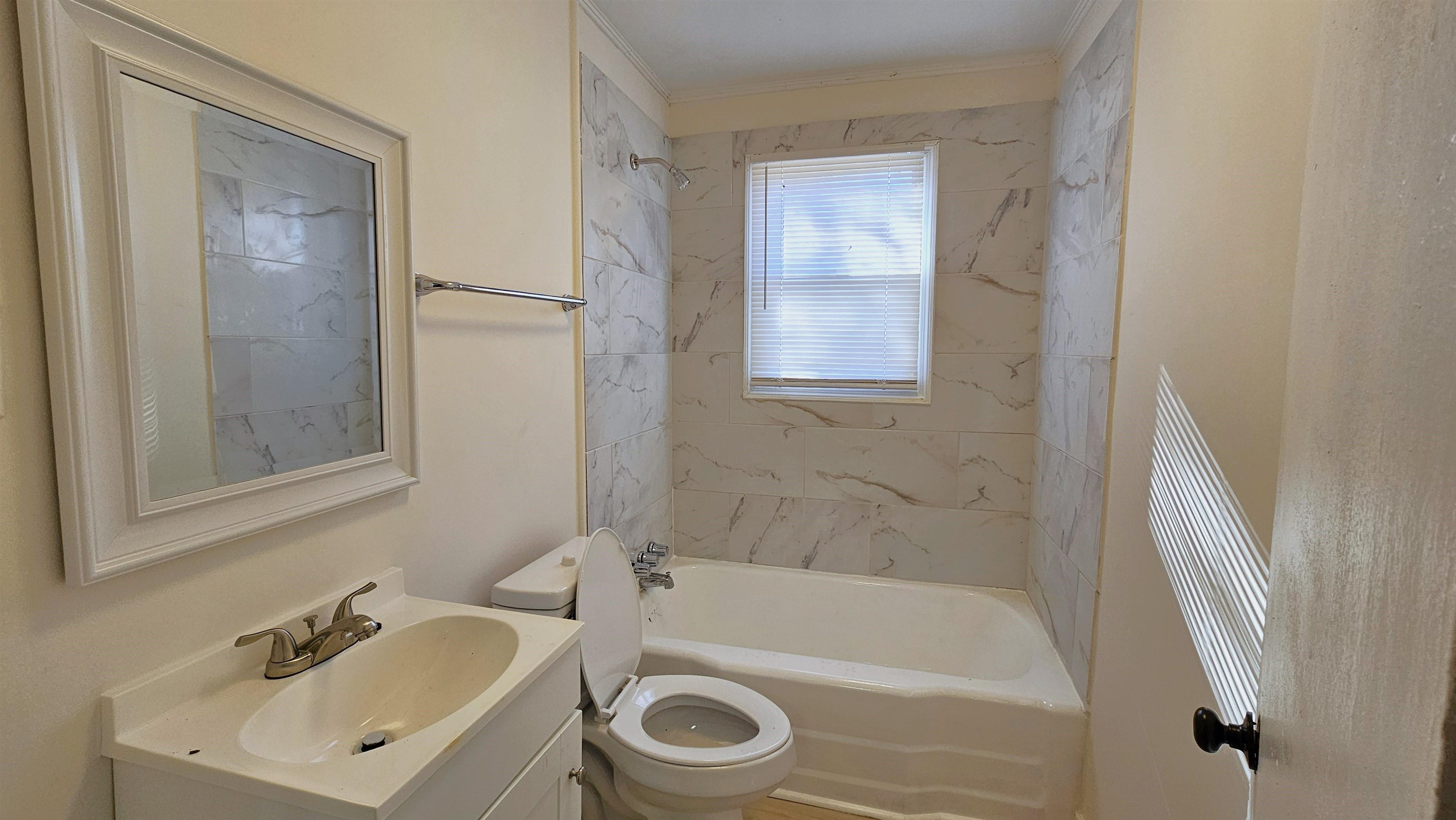 210 James Street Property Photo 23