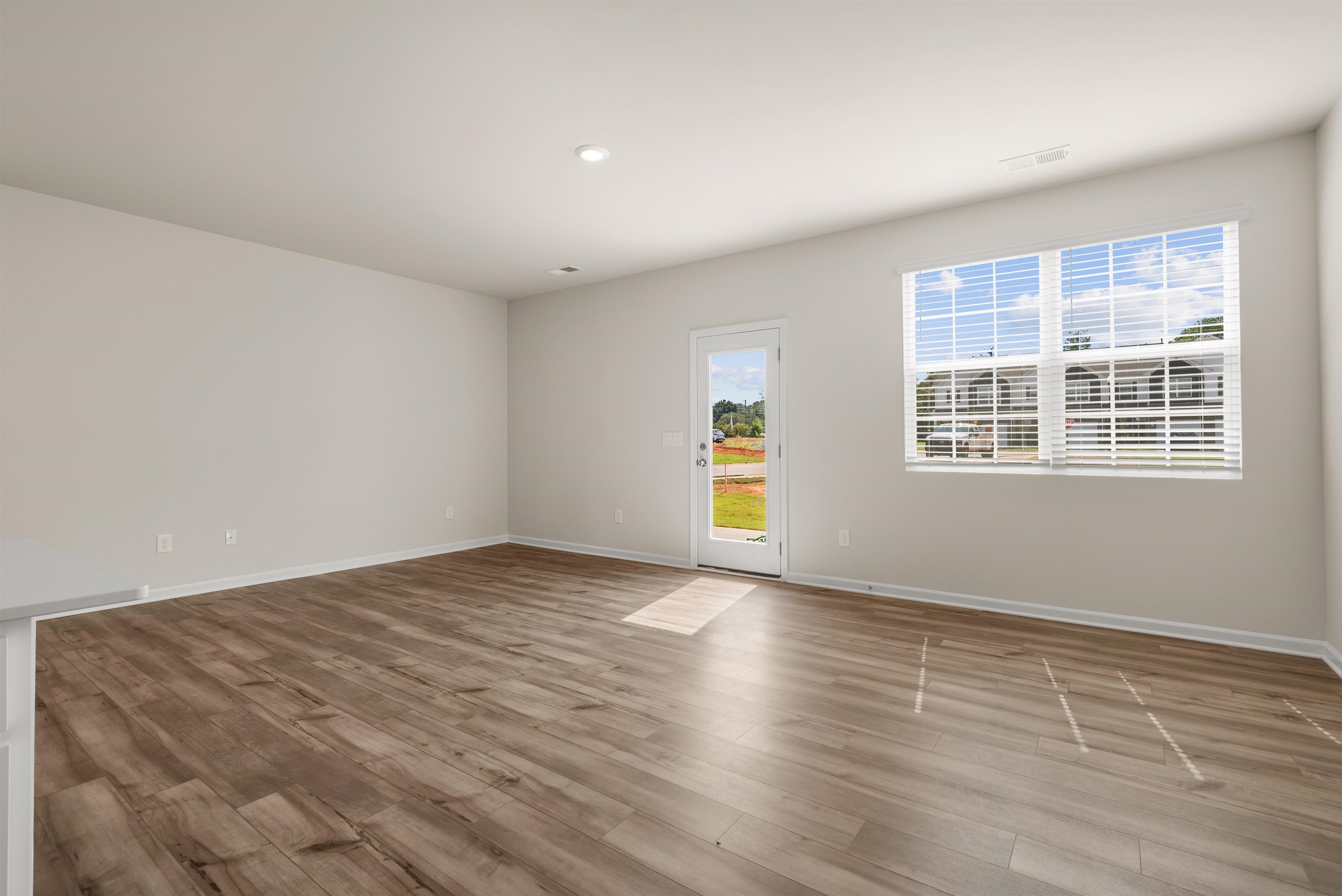 1748 Hidalgo Drive Property Photo 15