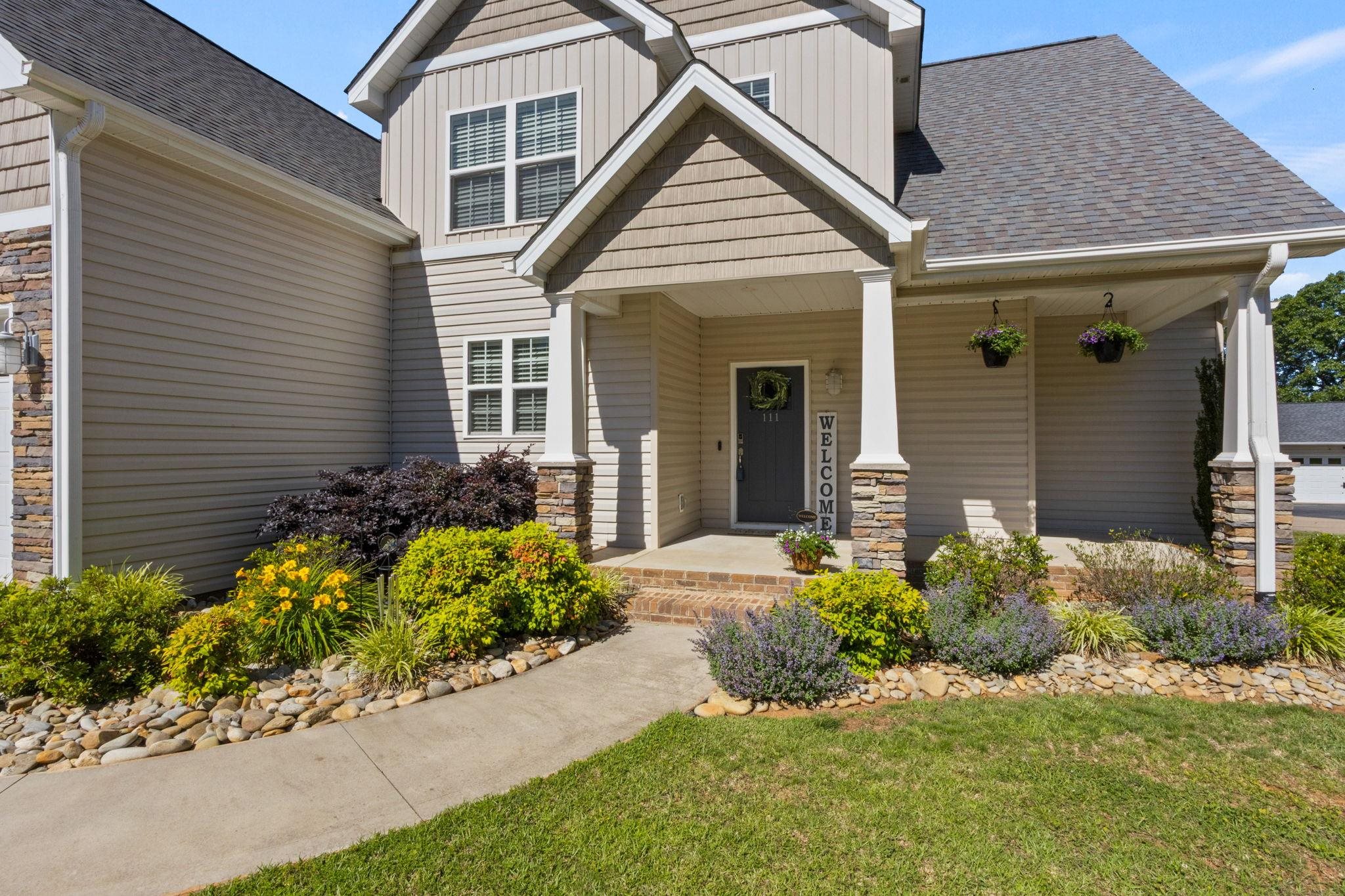 111 Michelle Drive Property Photo 4