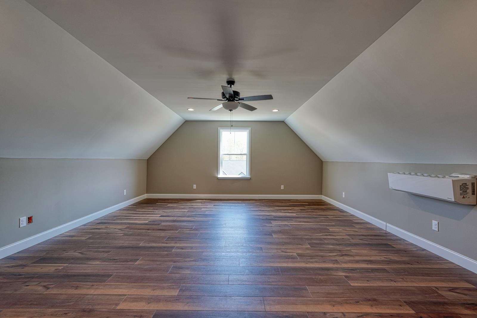 756 Ruby Golightly Drive Property Photo 17