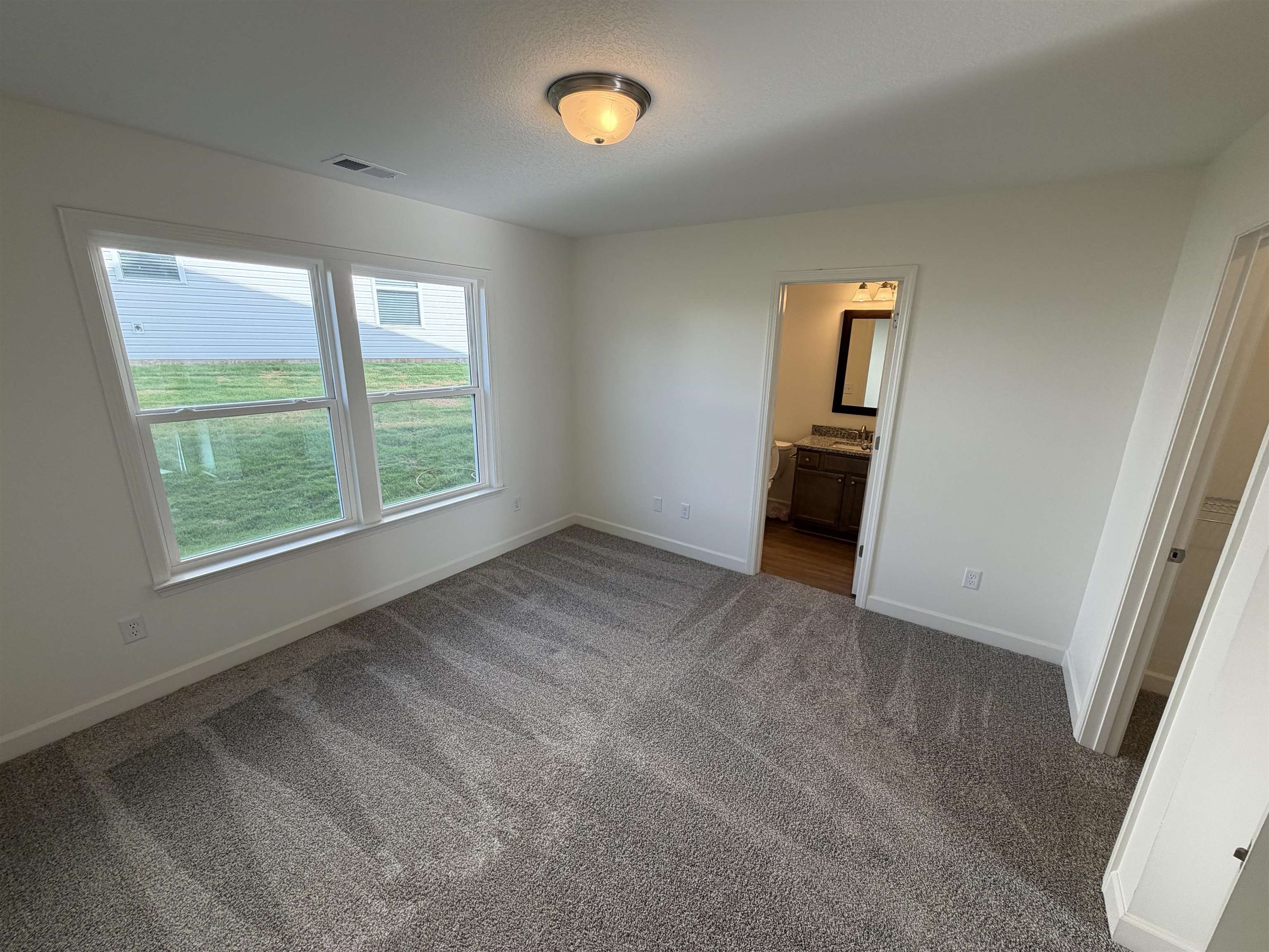 1733 Spruce Knoll Street Property Photo 7