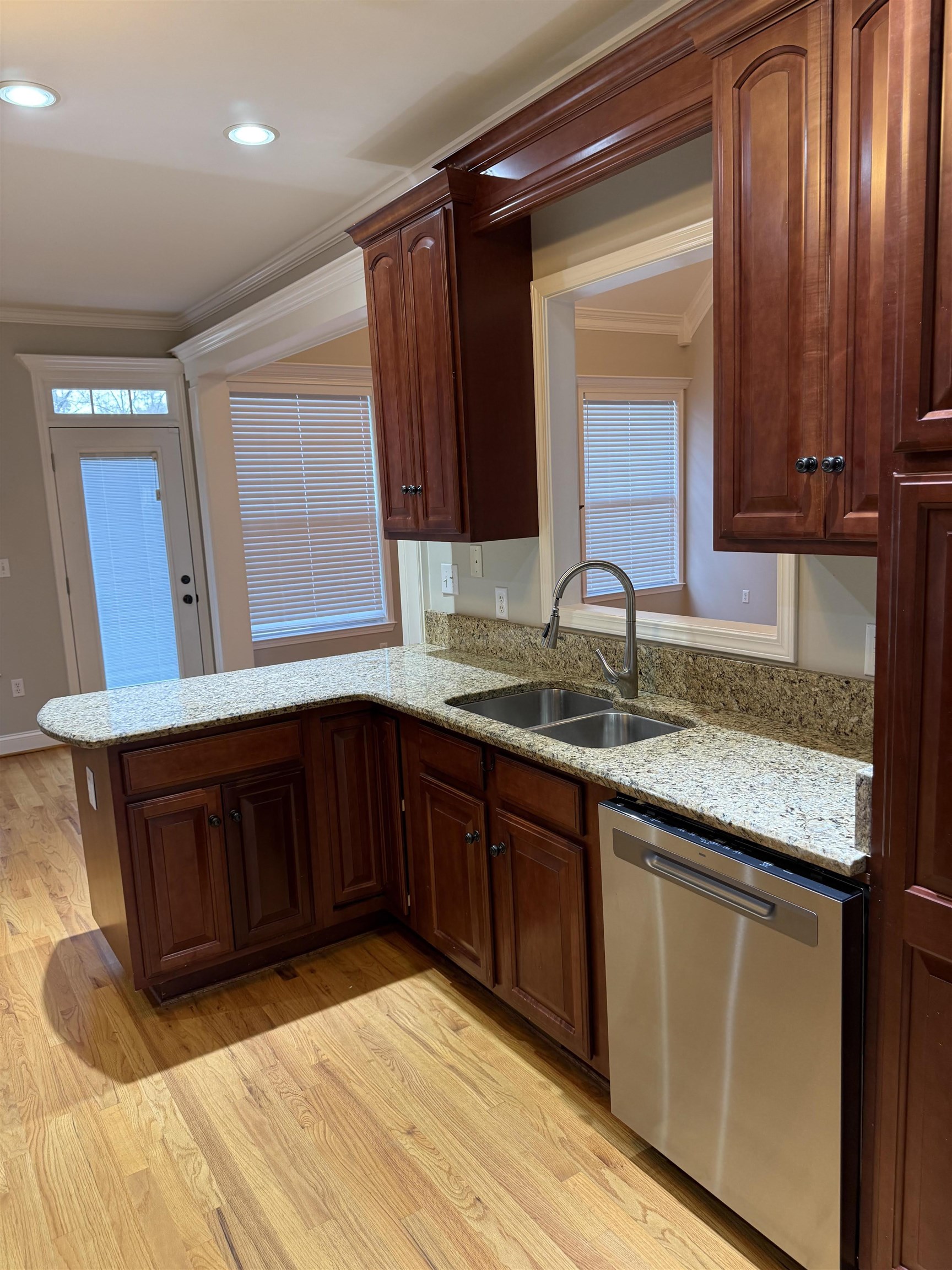 252 Cedar Bluff Drive Property Photo 9