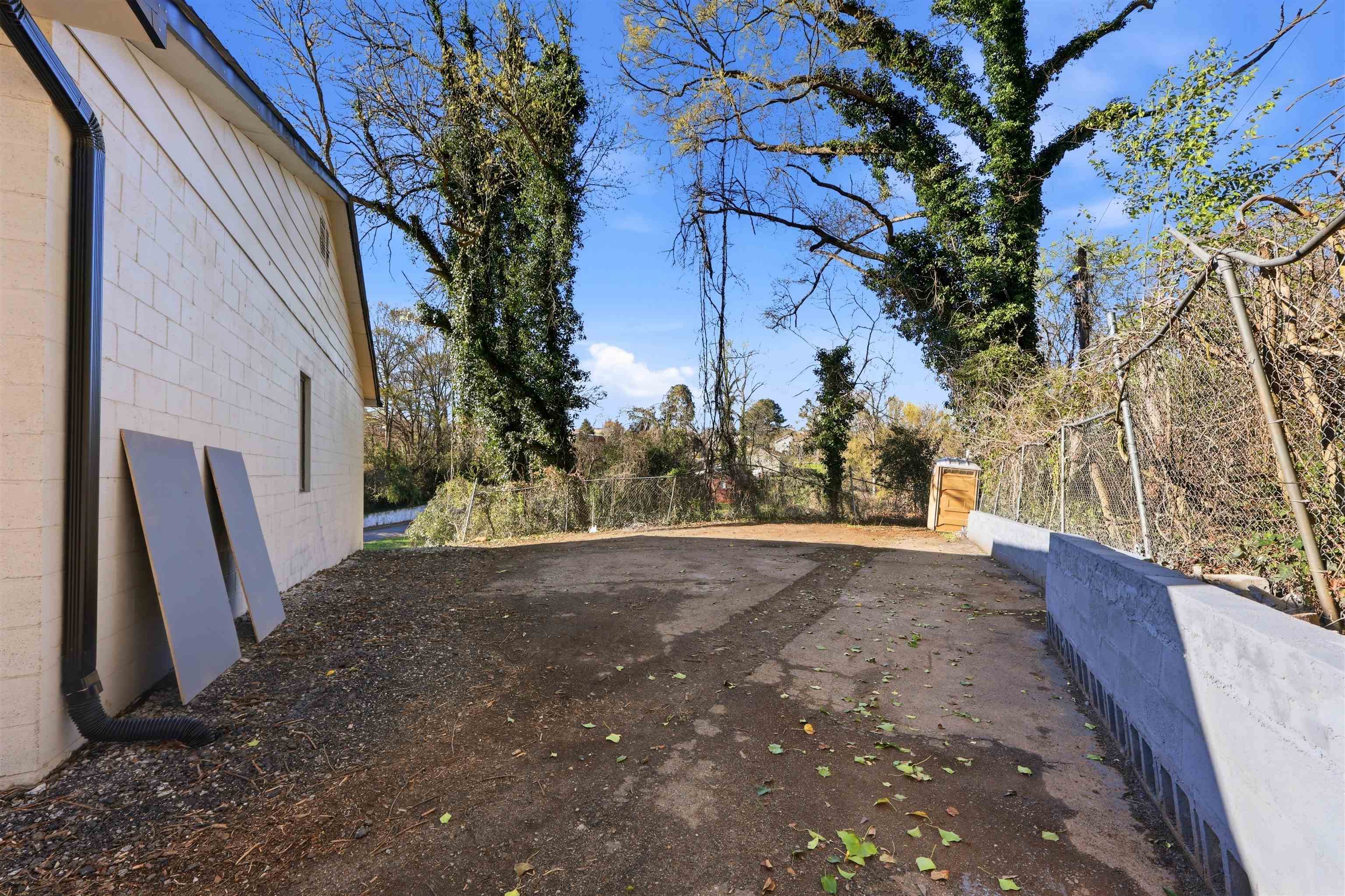 334564 Property Photo 15