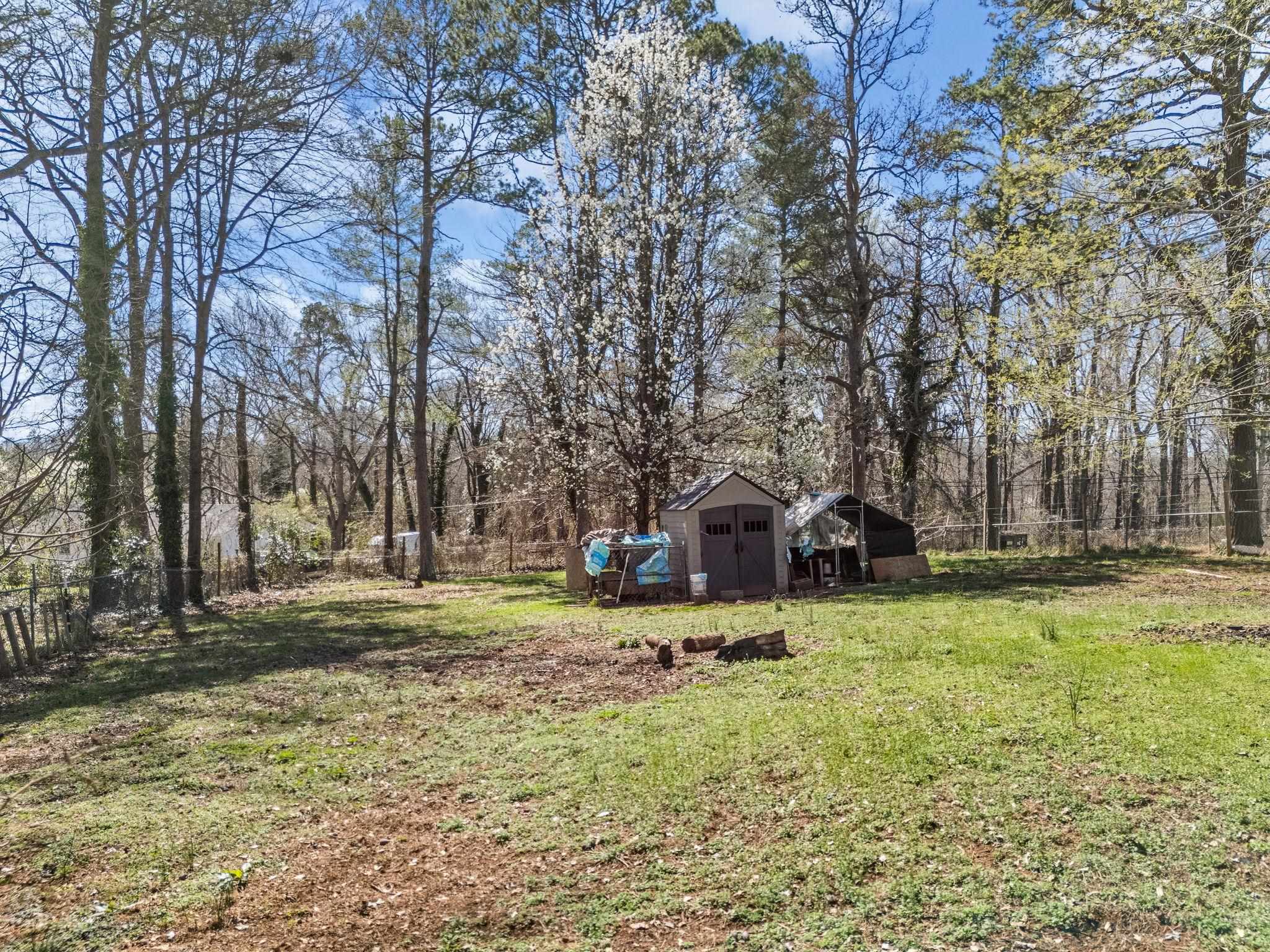 444 Summerland Drive Property Photo 16