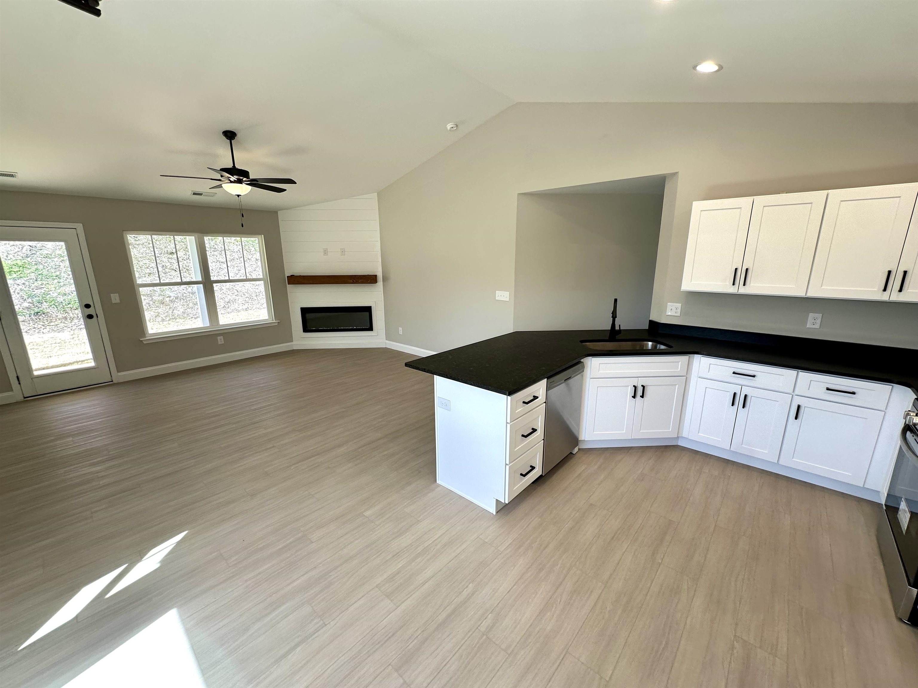 221 Upper Beaver Creek Drive Property Photo 10