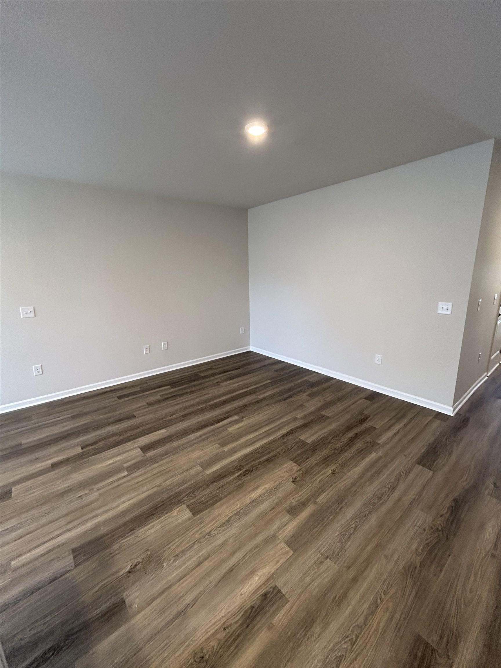 1542 Dockage Way Property Photo 5