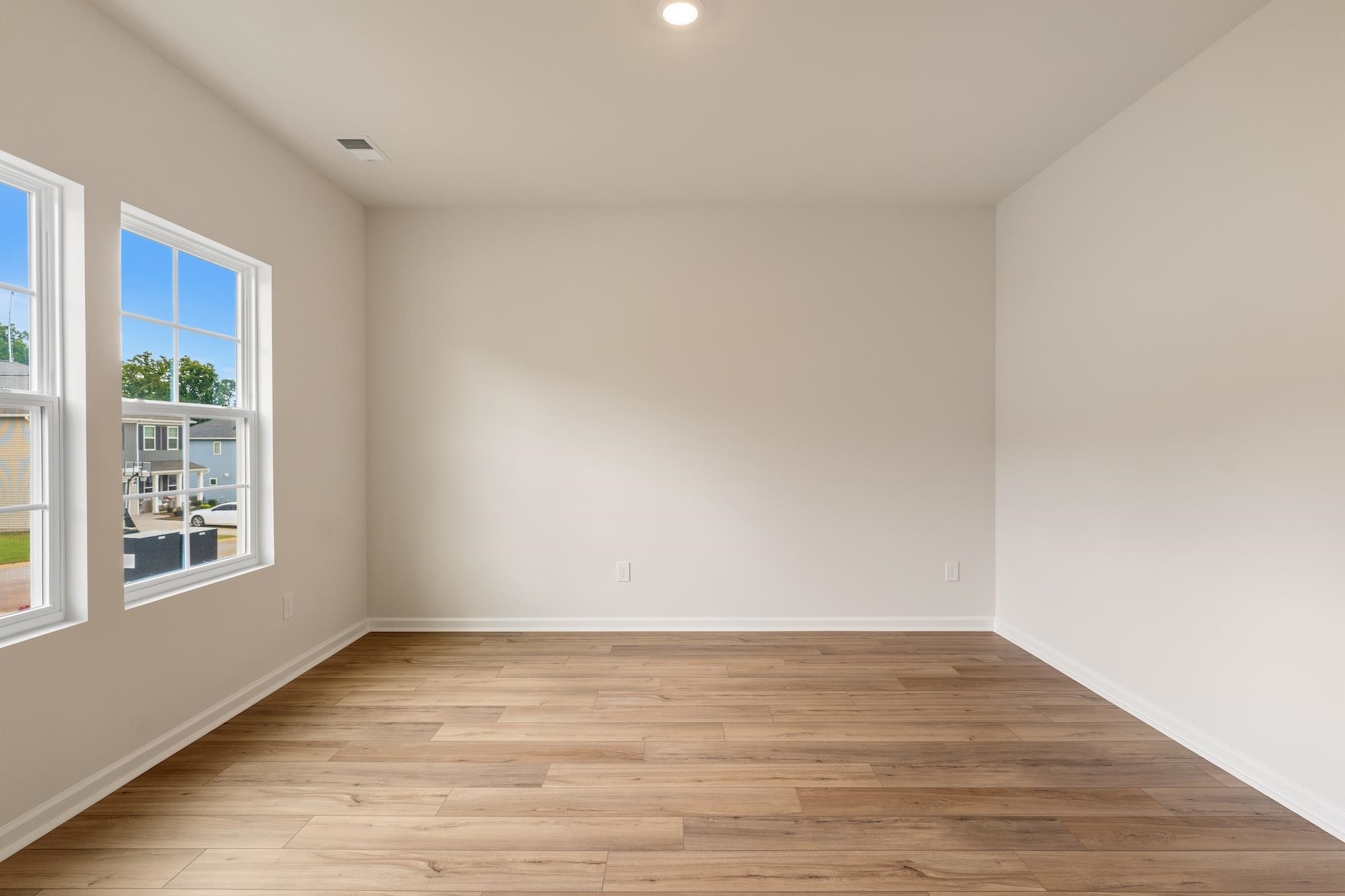 5018 Radley Road Property Photo 11