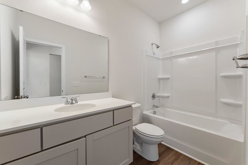 5022 Radley Road Property Photo 6