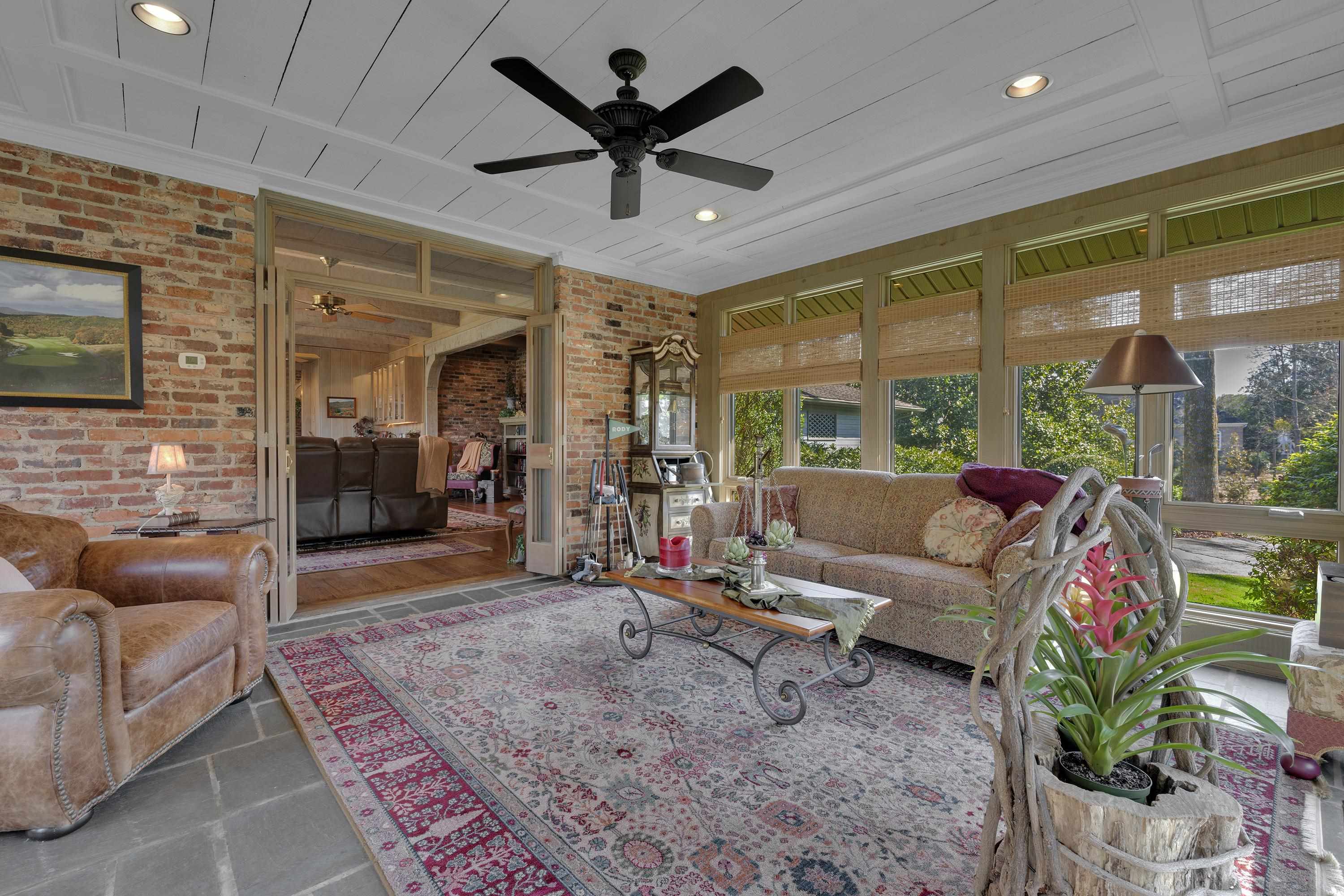 121 Montgomery Drive Property Photo 10